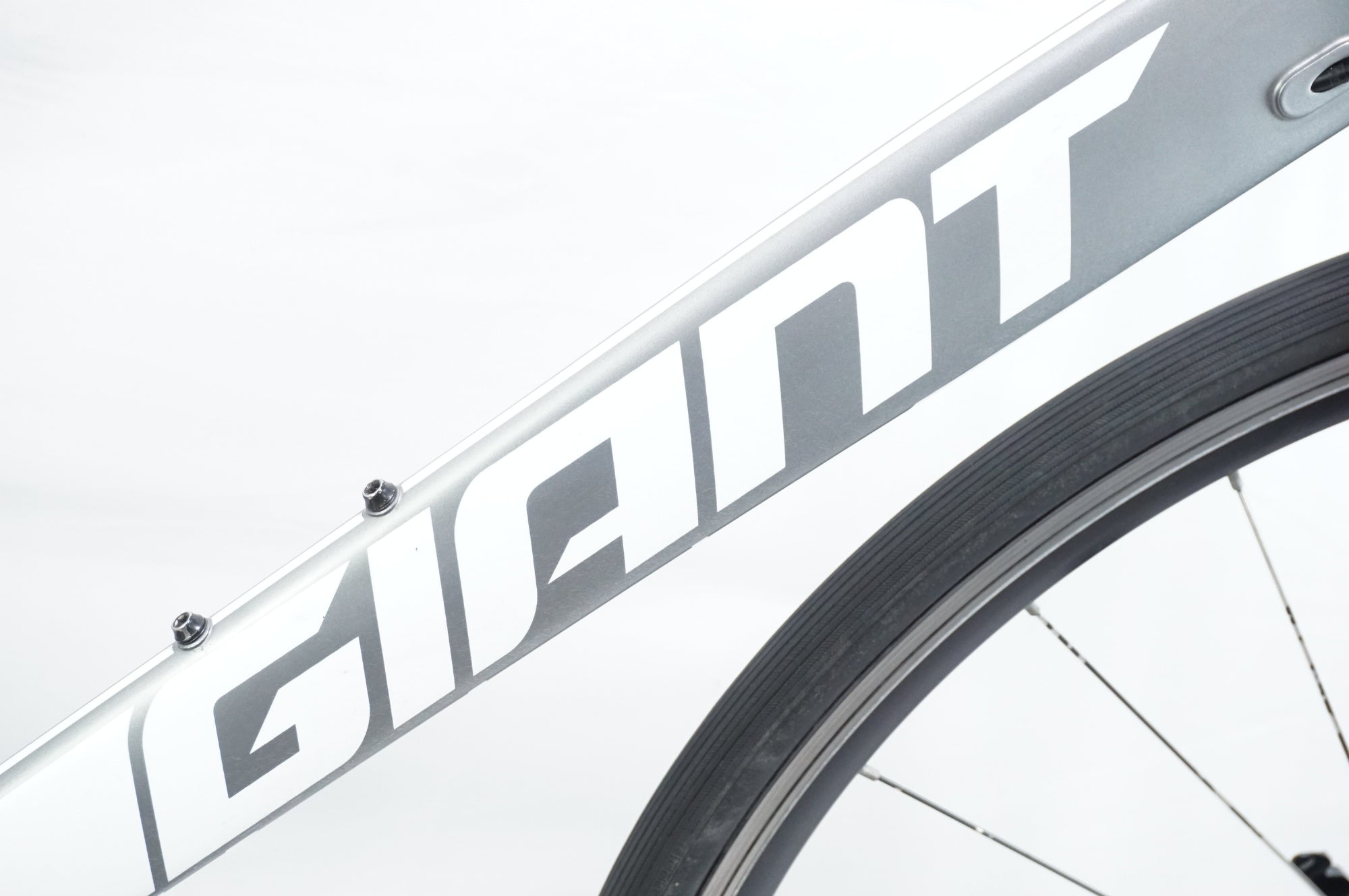 GIANT 「ジャイアント」 FORMA 2019年モデル クロスバイク / 中目黒店