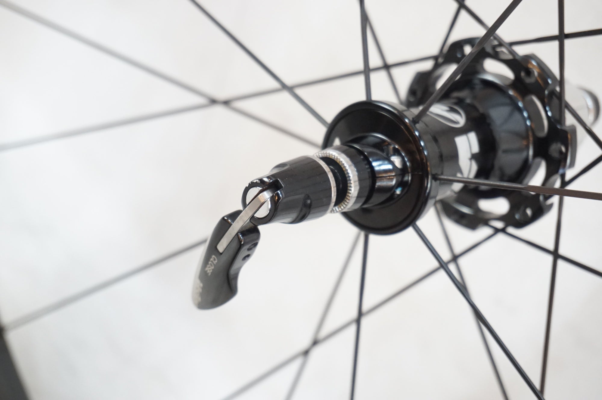 VISION 「ヴィジョン」 TRIMAX 30KB SHIMANO / SRAM 11S ホイール
