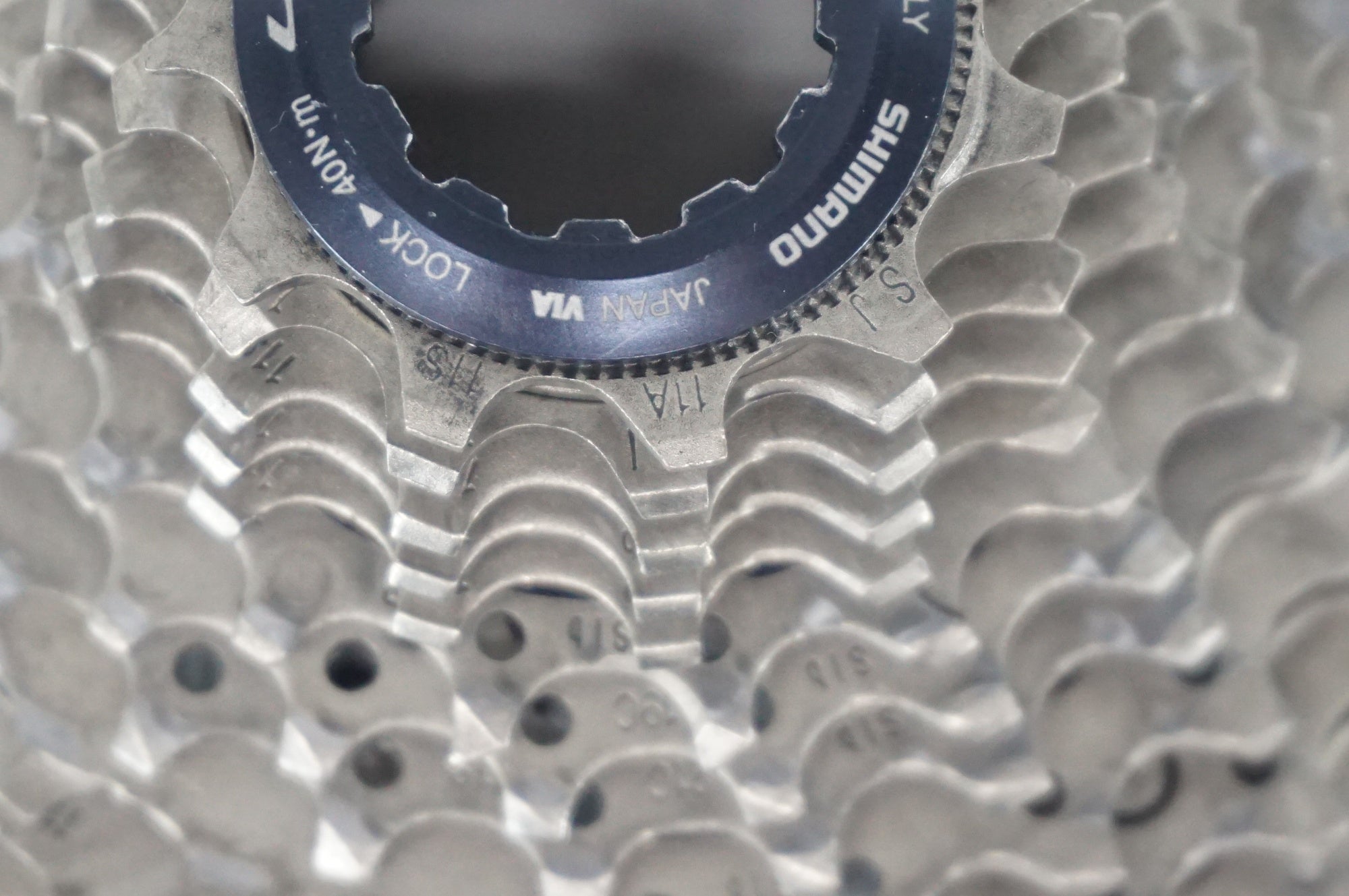 SHIMANO 「シマノ」 ULTEGRA CS-R8000 11-30T スプロケット / 阪急塚口