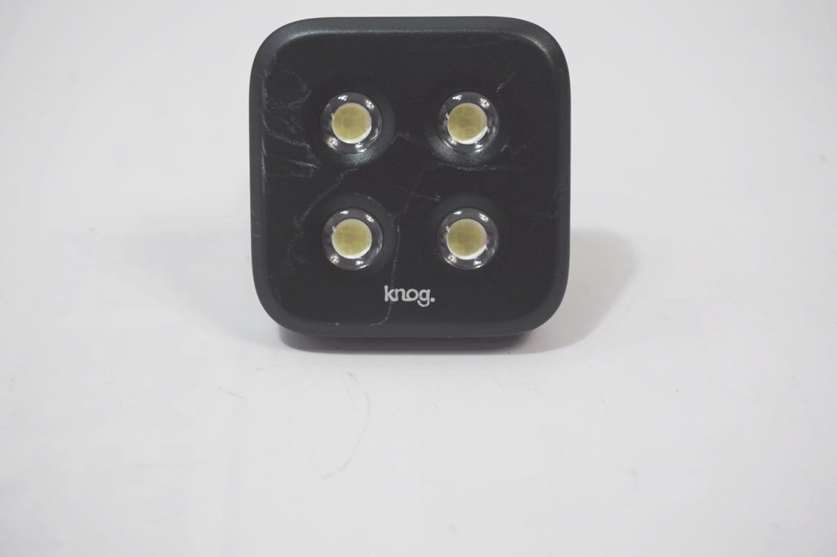 KNOG 「ノグ」 BLINDER4 フロントライト / バイチャリ世田谷店