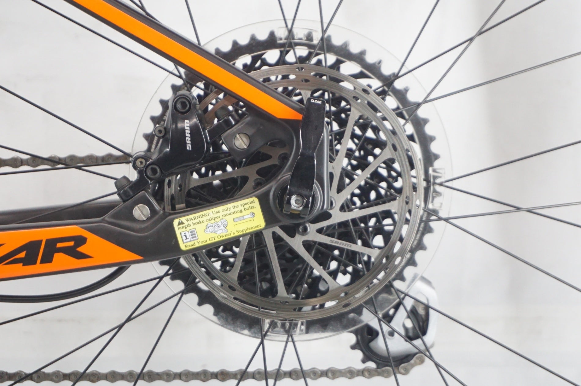 GT 「ジーティー」 ZASKAR CARBON EXPERT 2020年モデル マウンテン