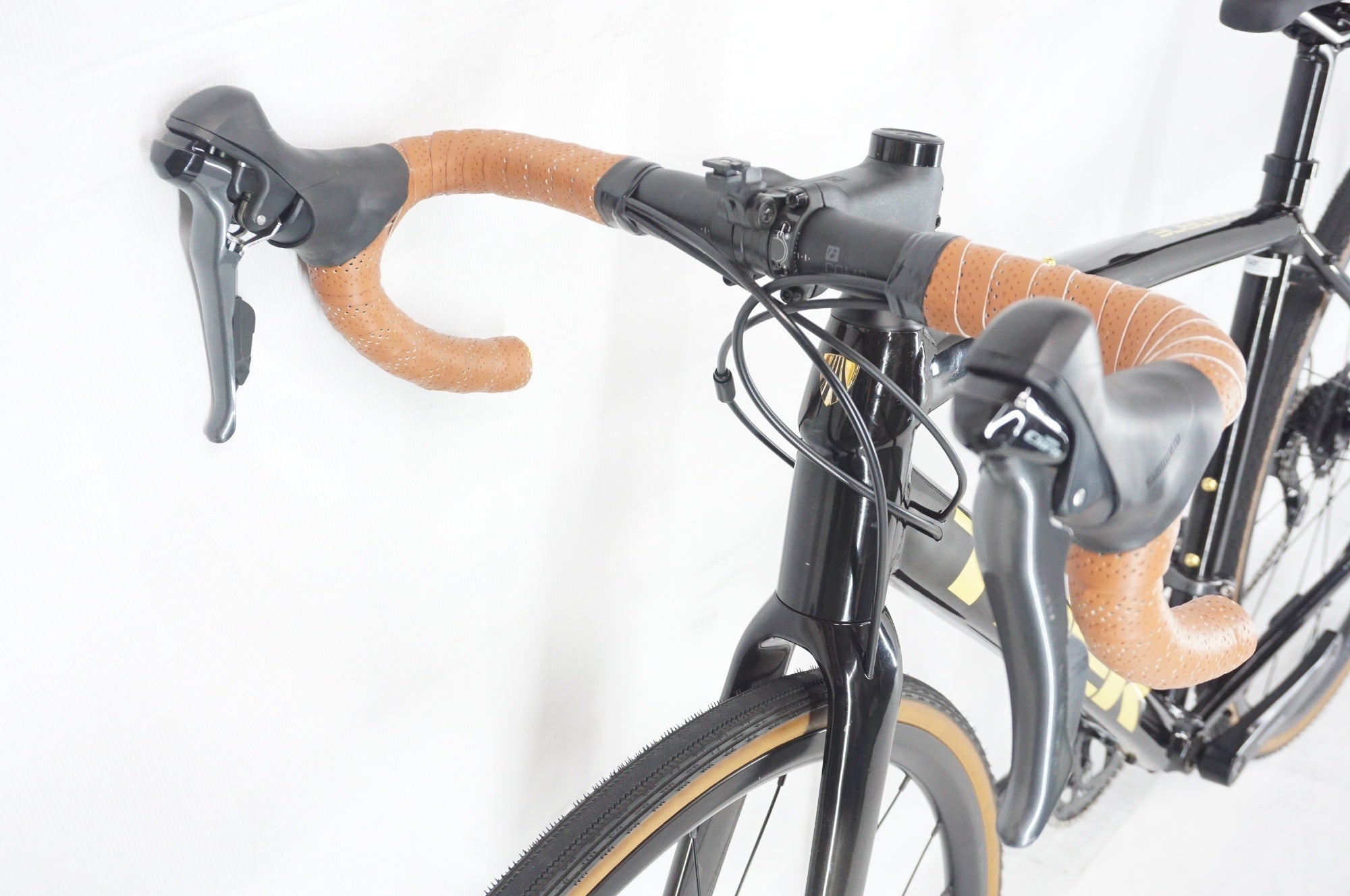 TREK 「トレック」 DOMANE AL2 DISC 2021-2022年モデル ロードバイク / 阪急塚口店