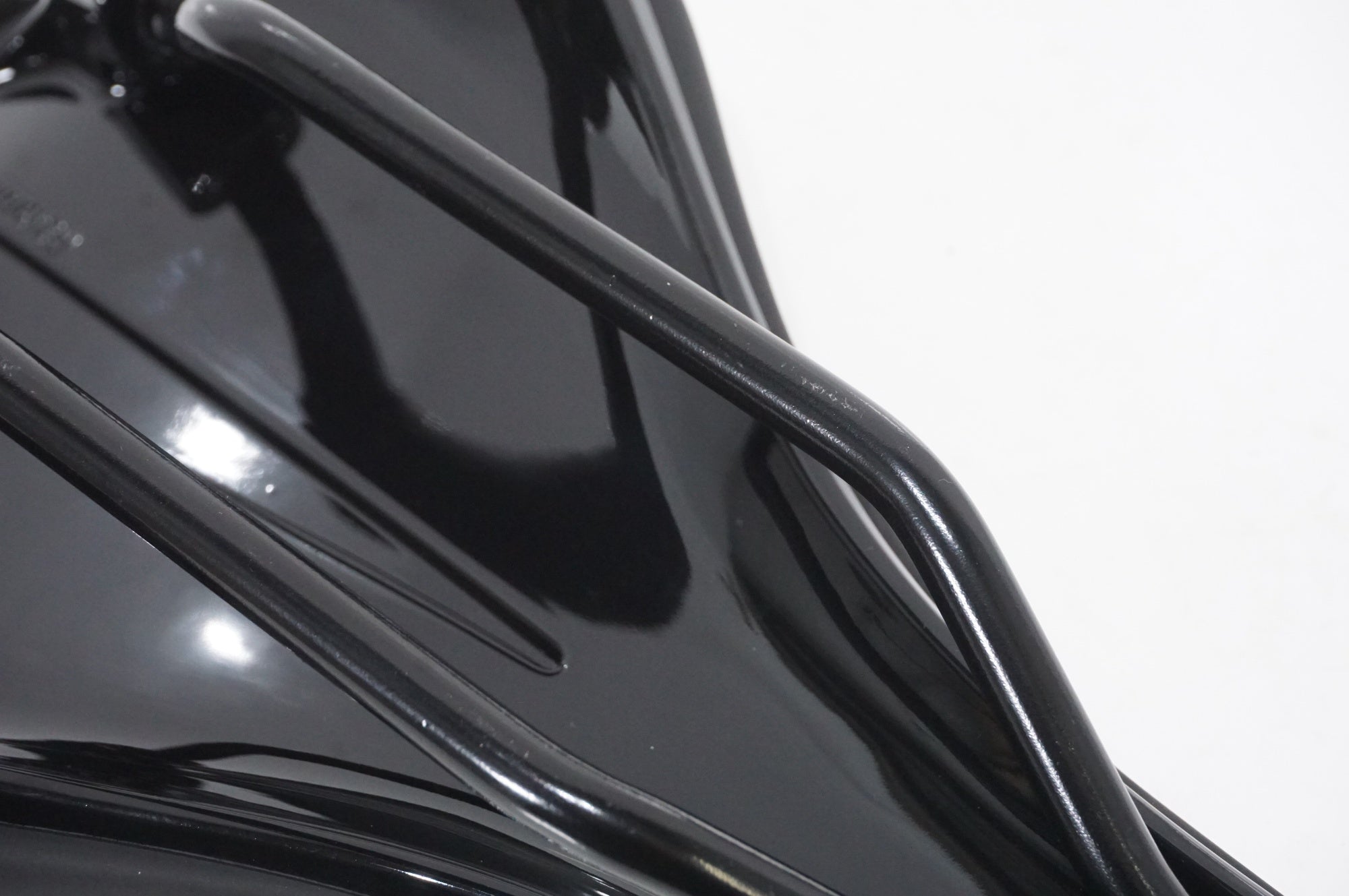 P&P COMPONENTS 「ピーアンドピーコンポーネンツ」 ZELOS サドル / AKIBA店