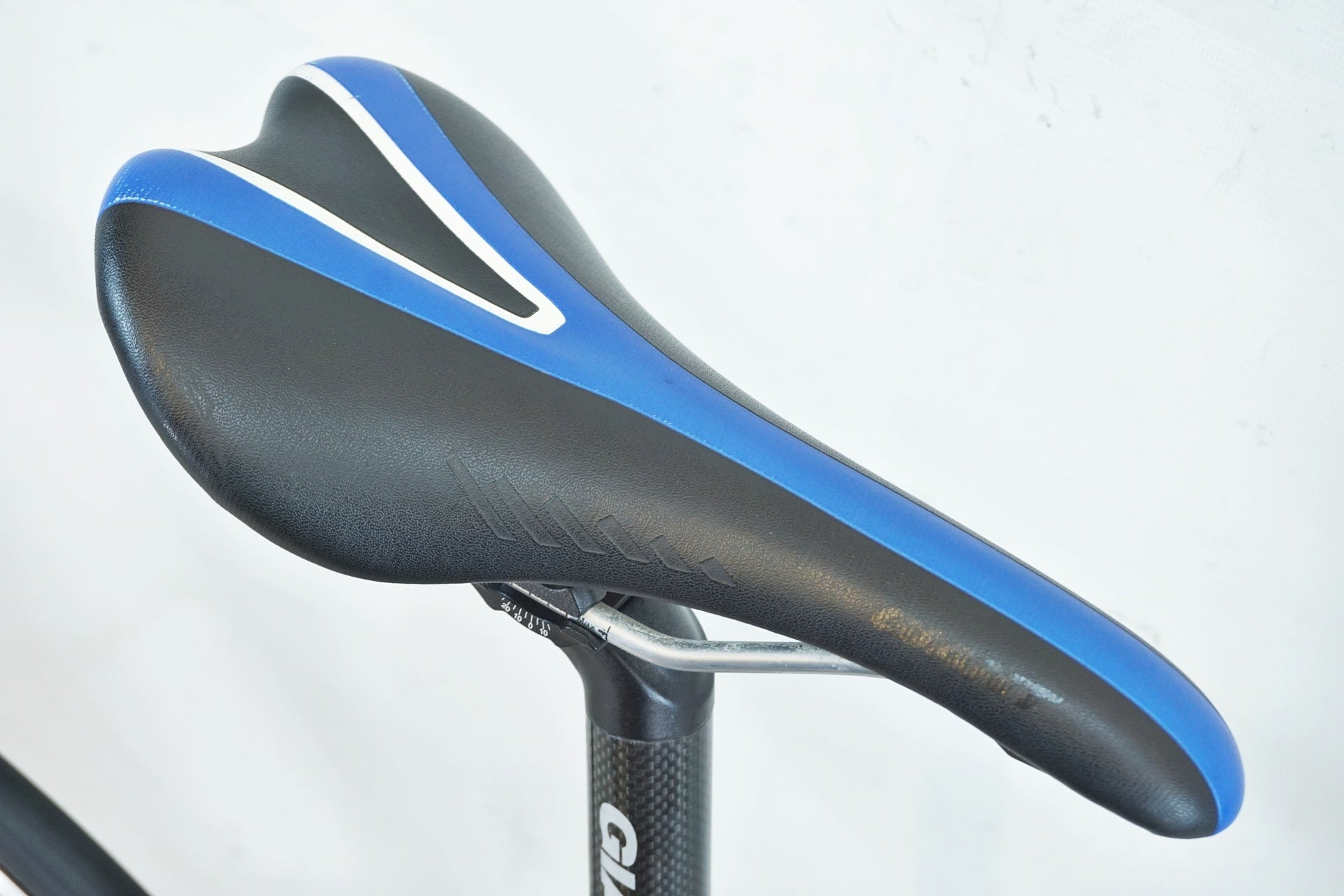 GIANT 「ジャイアント」 DEFY1 2012年モデル ロードバイク / 有明