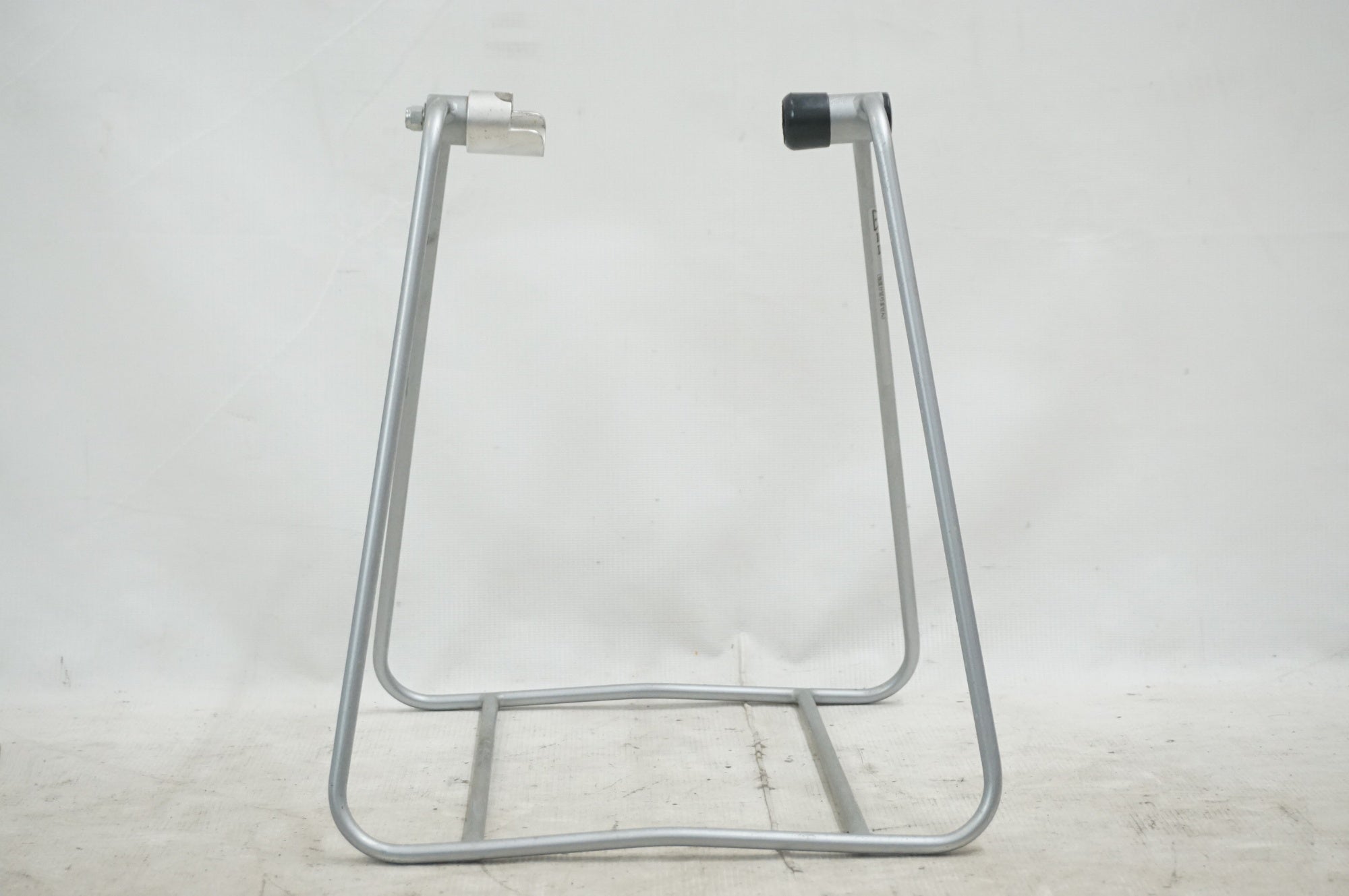 NITTO 「ニットー」 メンテナンススタンド / 福岡店