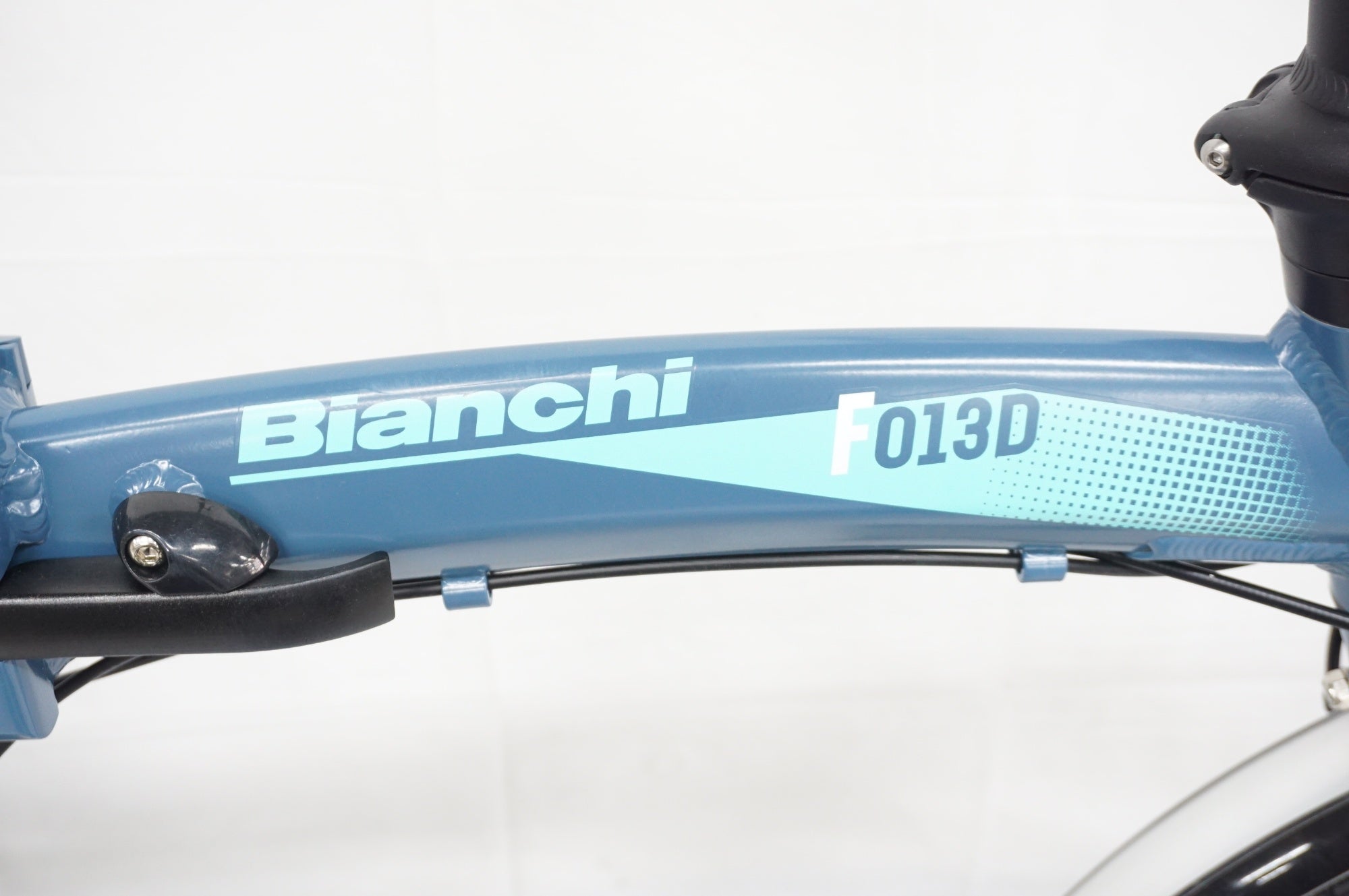 BIANCHI 「ビアンキ」 F013-D 2024年モデル 20インチ 折り畳み自転車 / 阪急塚口店