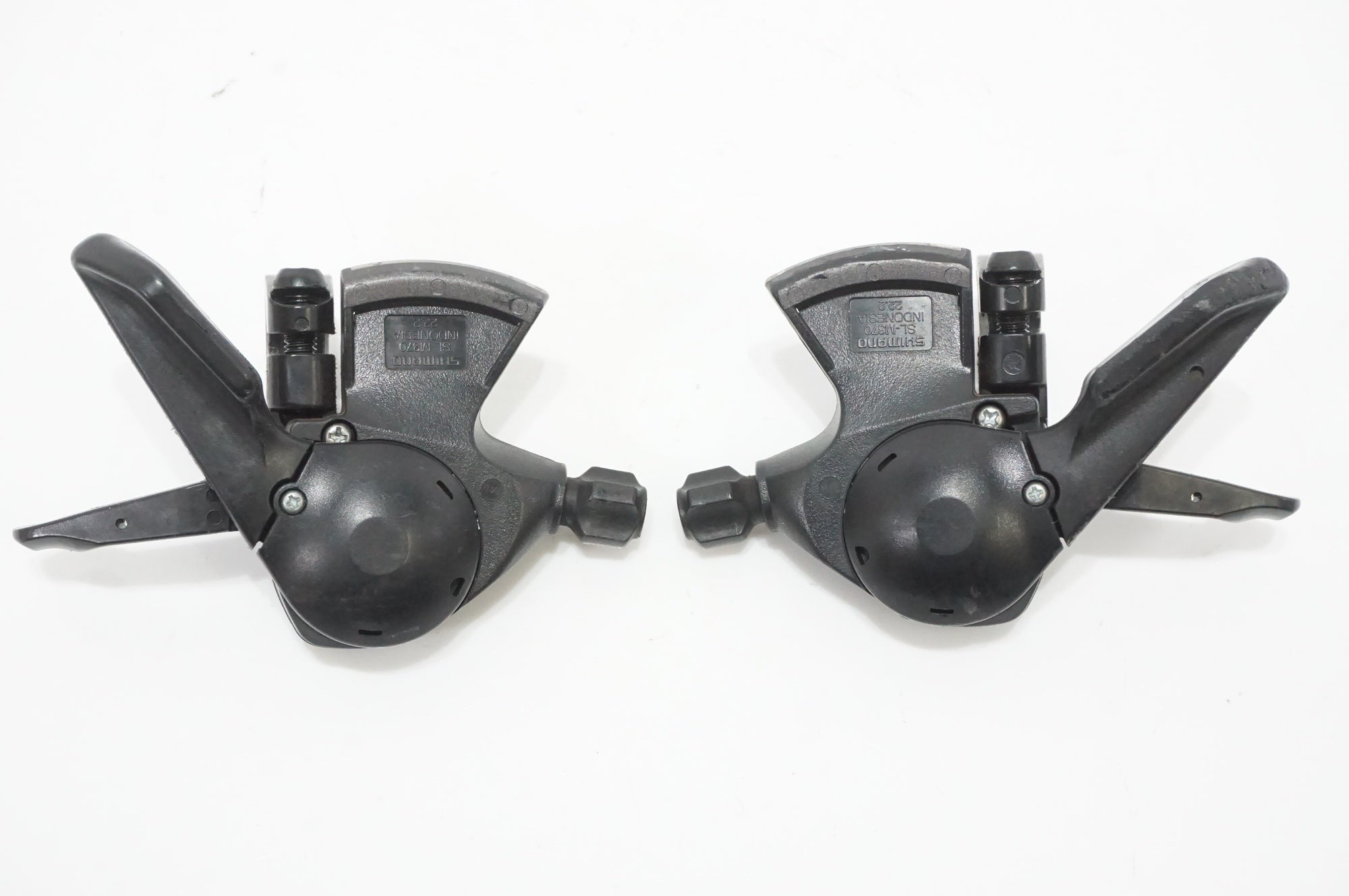 SHIMANO 「シマノ」 ALTUS SL-M370 レバー / AKIBA店