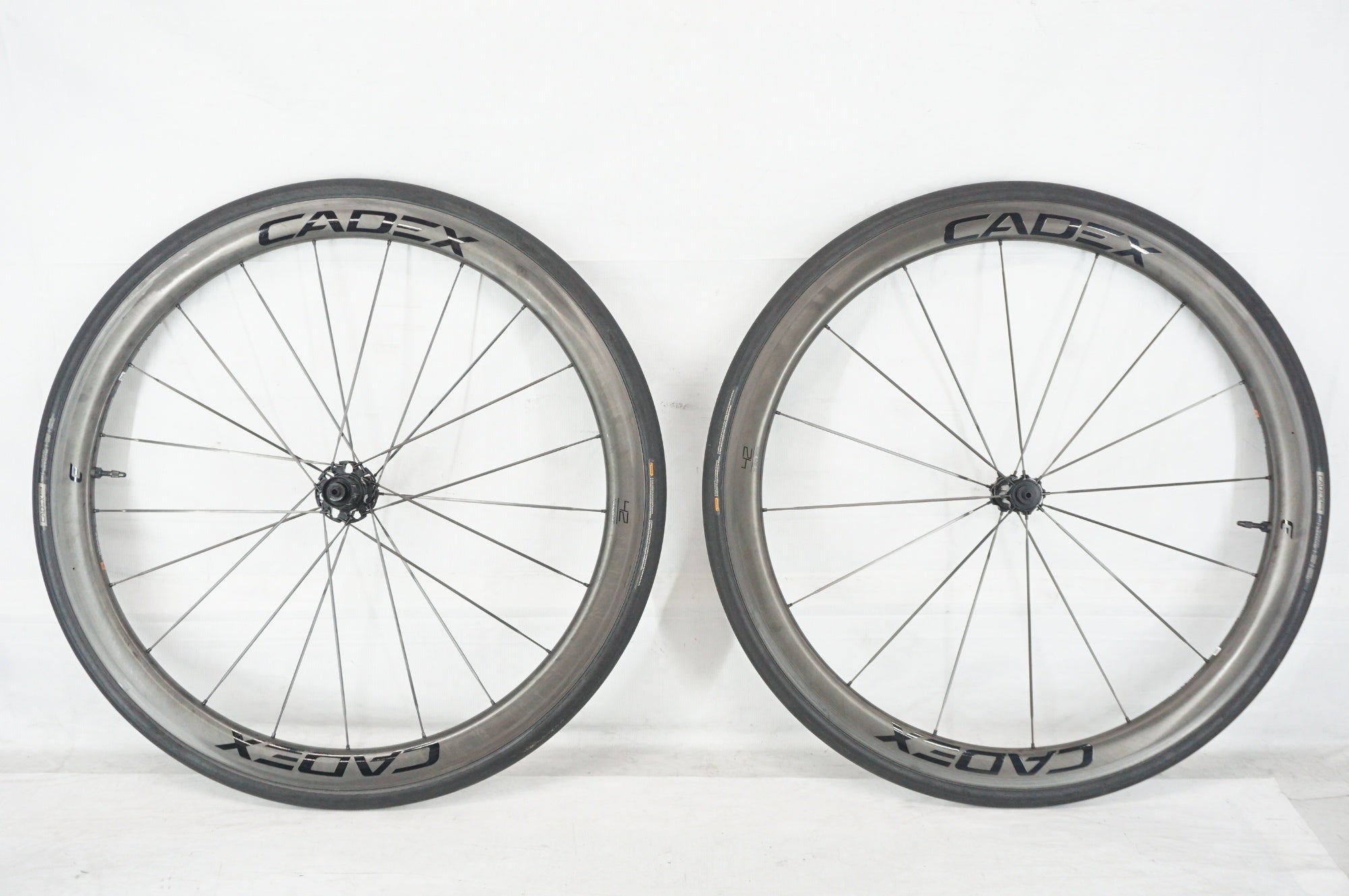 CADEX 「カデックス」 42 TUBELESS シマノ11速 ホイールセット / 阪急塚口店