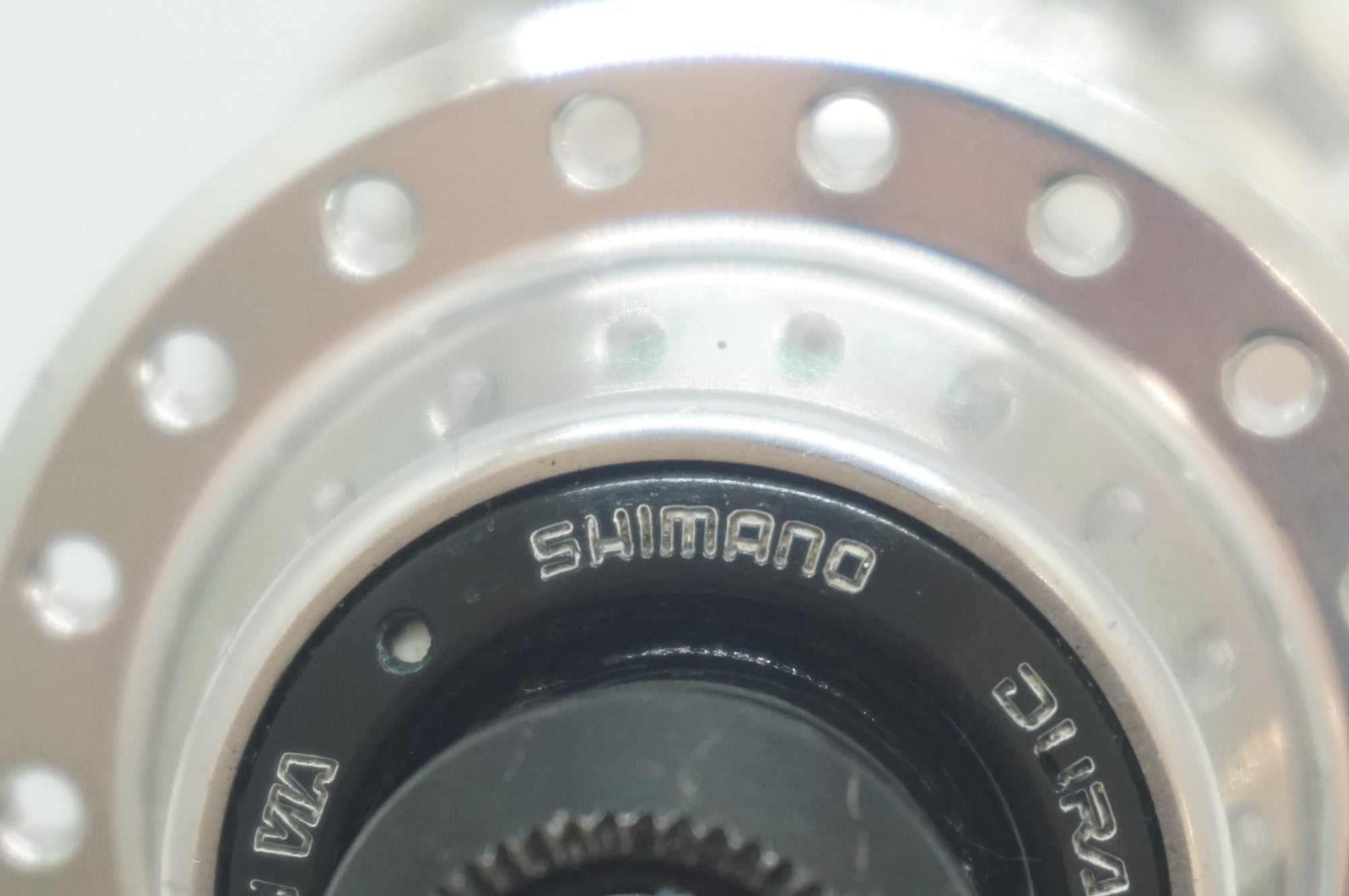 SHIMANO 「シマノ」 DURA-ACE INTEGRATED 8SIS シマノ8速 ハブ / 福岡店