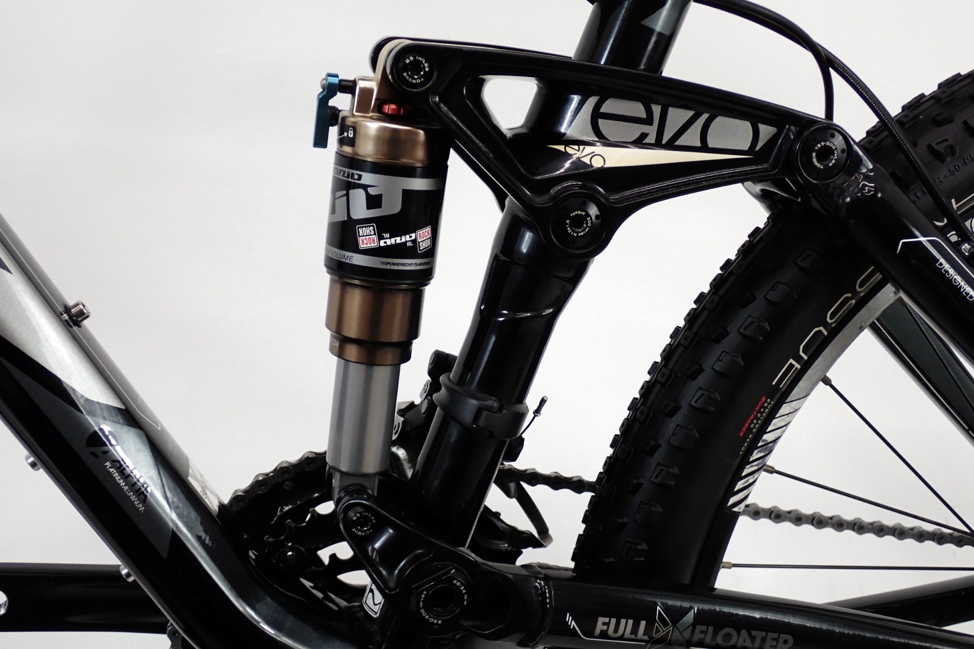 TREK 「トレック」 FUEL EX5 2012年モデル マウンテンバイク / 伊勢崎