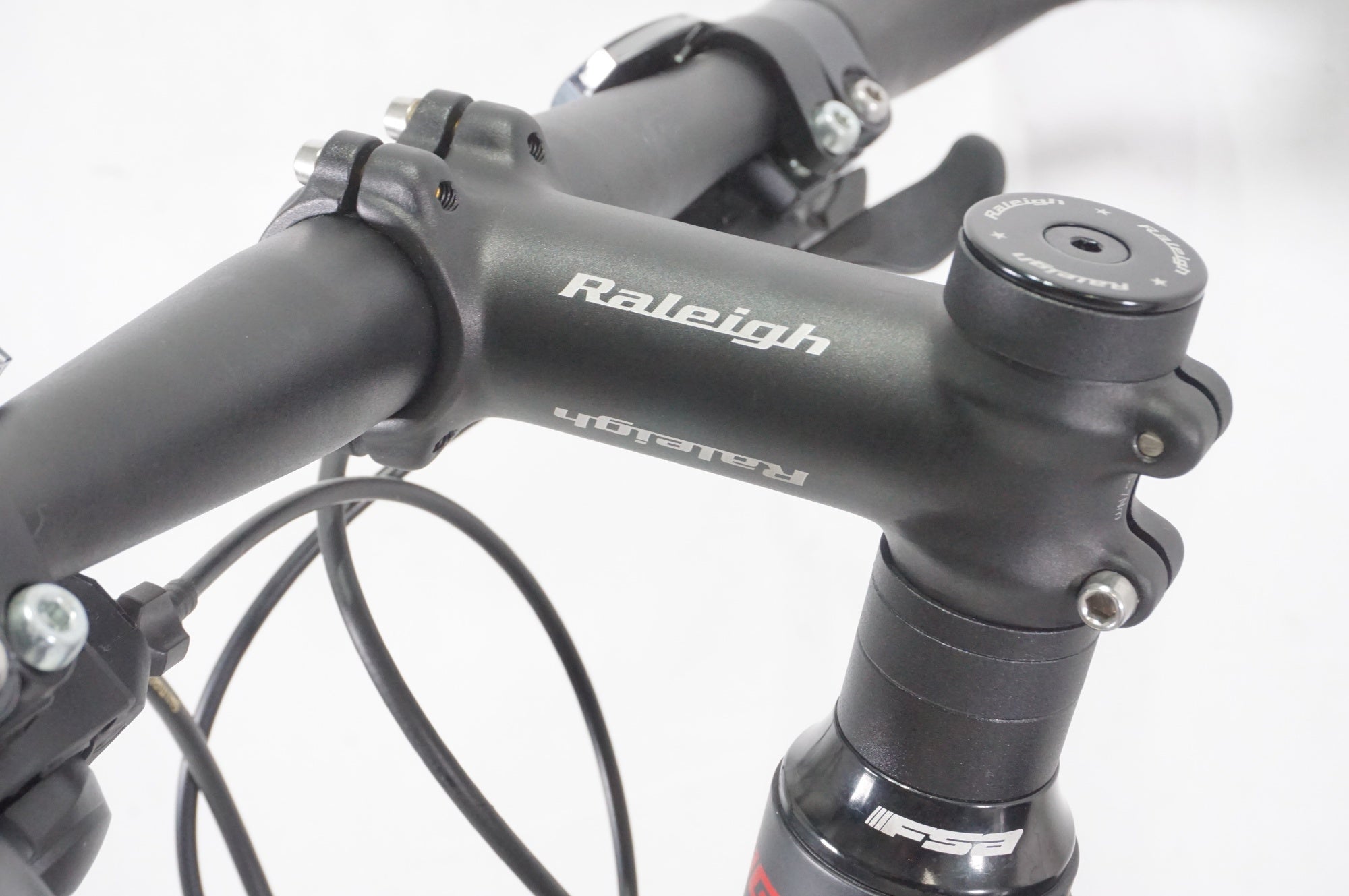 RALEIGH 「ラレー」 RF7 2019年モデル クロスバイク / AKIBA店