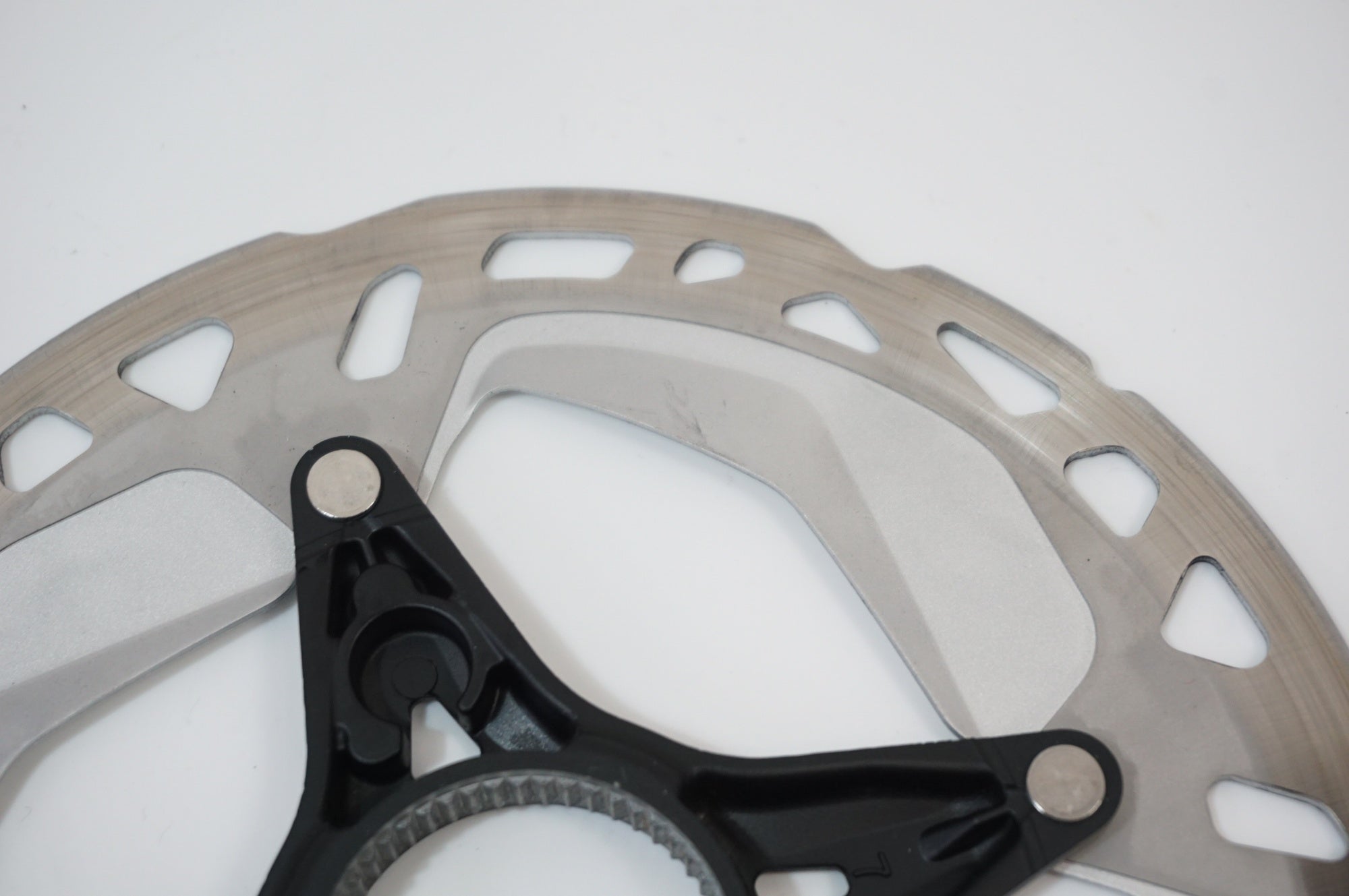 SHIMANO 「シマノ」 RT-MT800-S φ160 ブレーキローター / 世田谷店