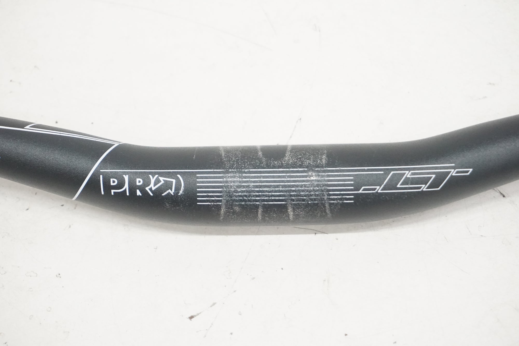 SHIMANO PRO 「シマノプロ」 LT Φ31.8 720mm ハンドル / 大阪美原北インター店