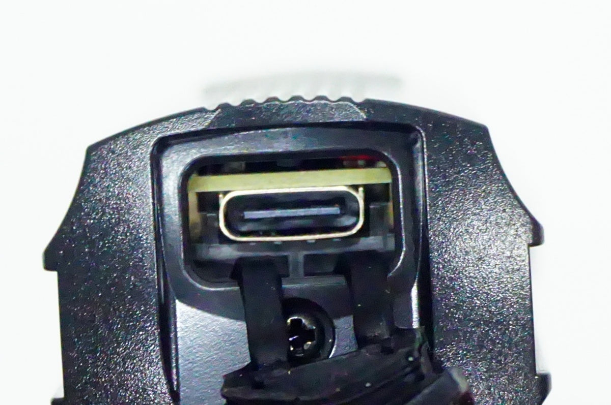 CATEYE 「キャットアイ」 AMPP300N フロントライト / 名古屋大須店