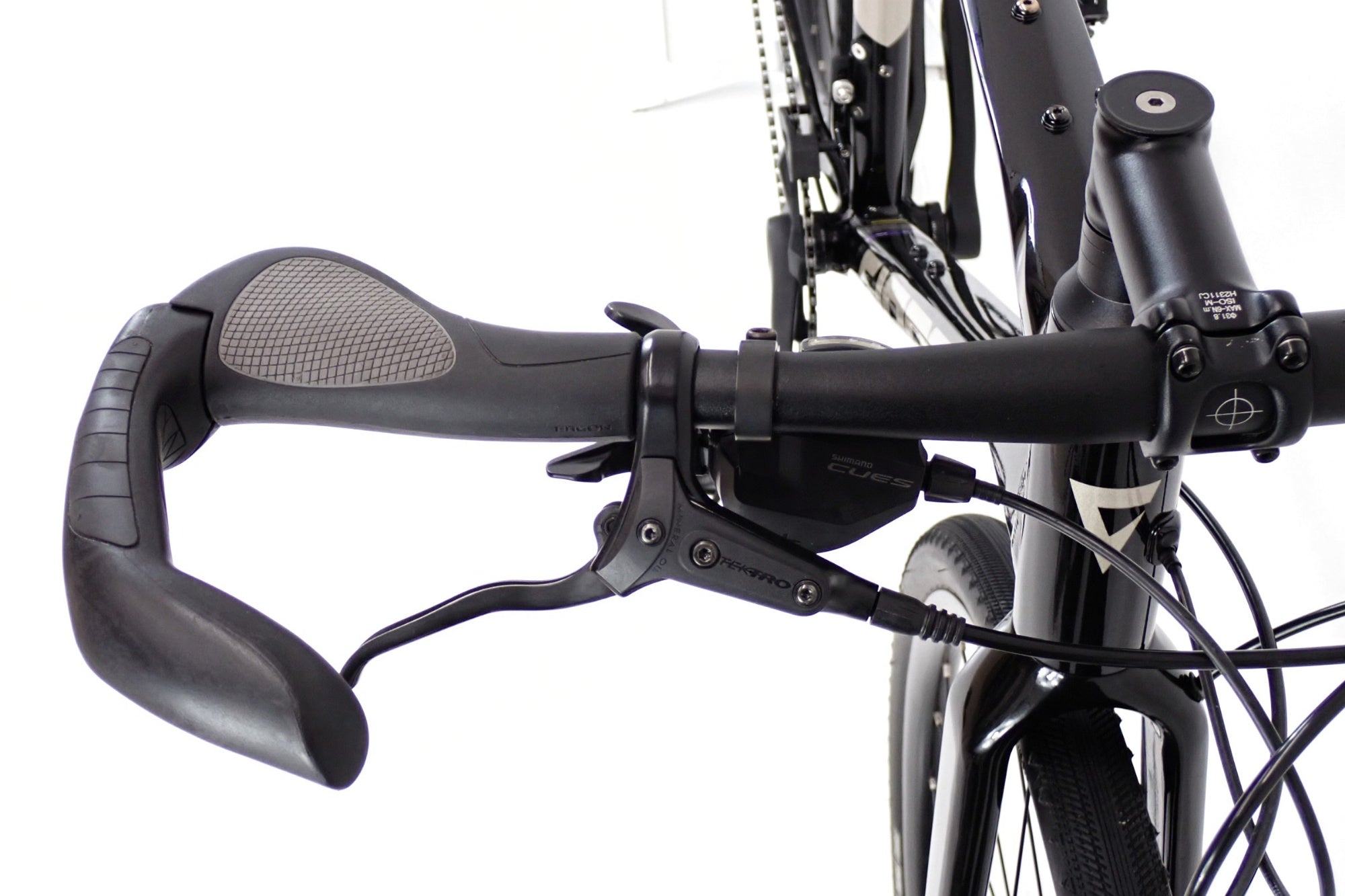 【使用100kmのみ】GIANT FASTROAD AR 2（2024年モデル） 使用100kmのみ】GIANT FASTROAD AR 2（2024年モデル） FastRoad