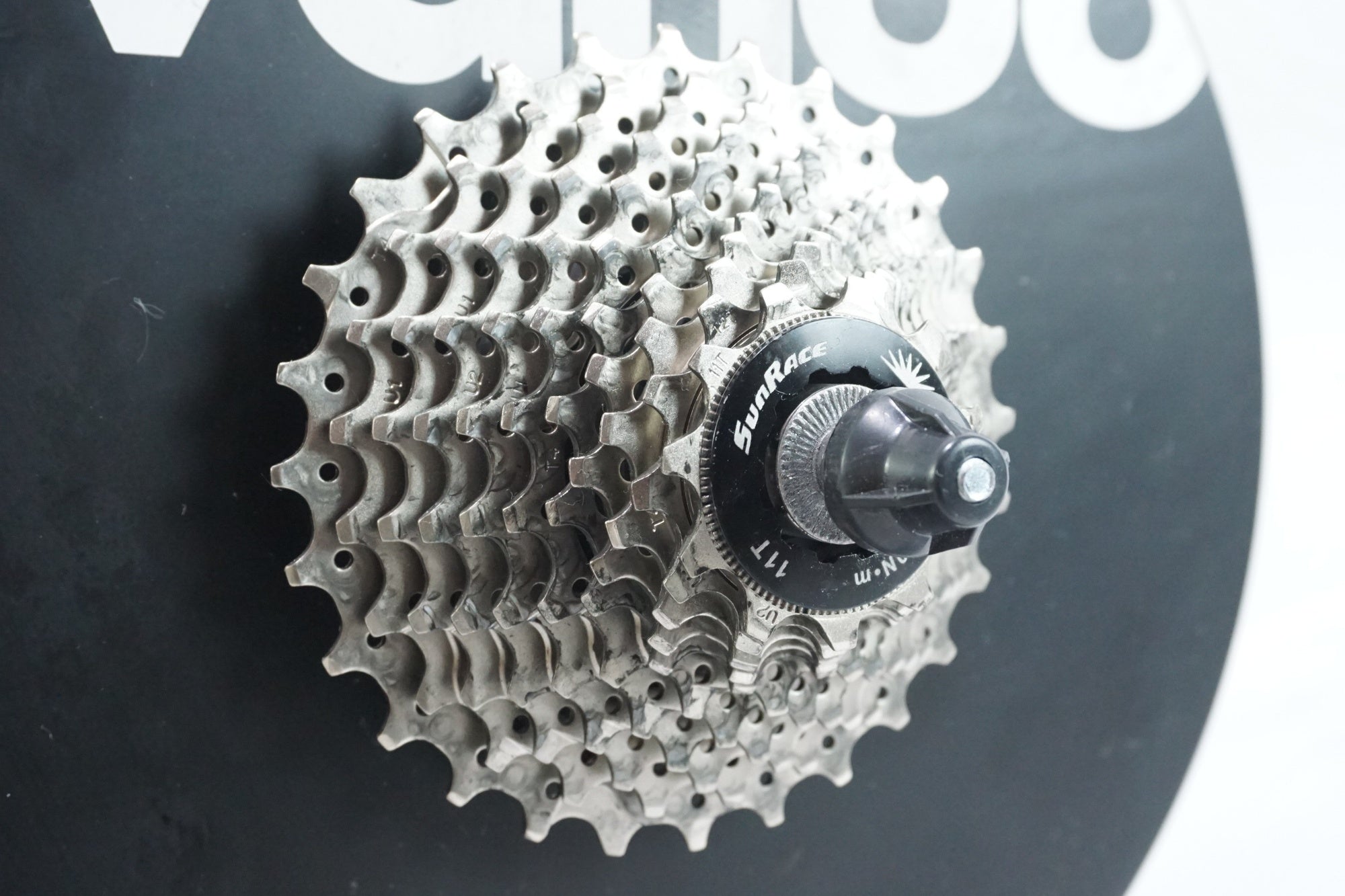 WAHOO 「ワフー」 KICKR V5 WF113 サイクルトレーナー / 中目黒店