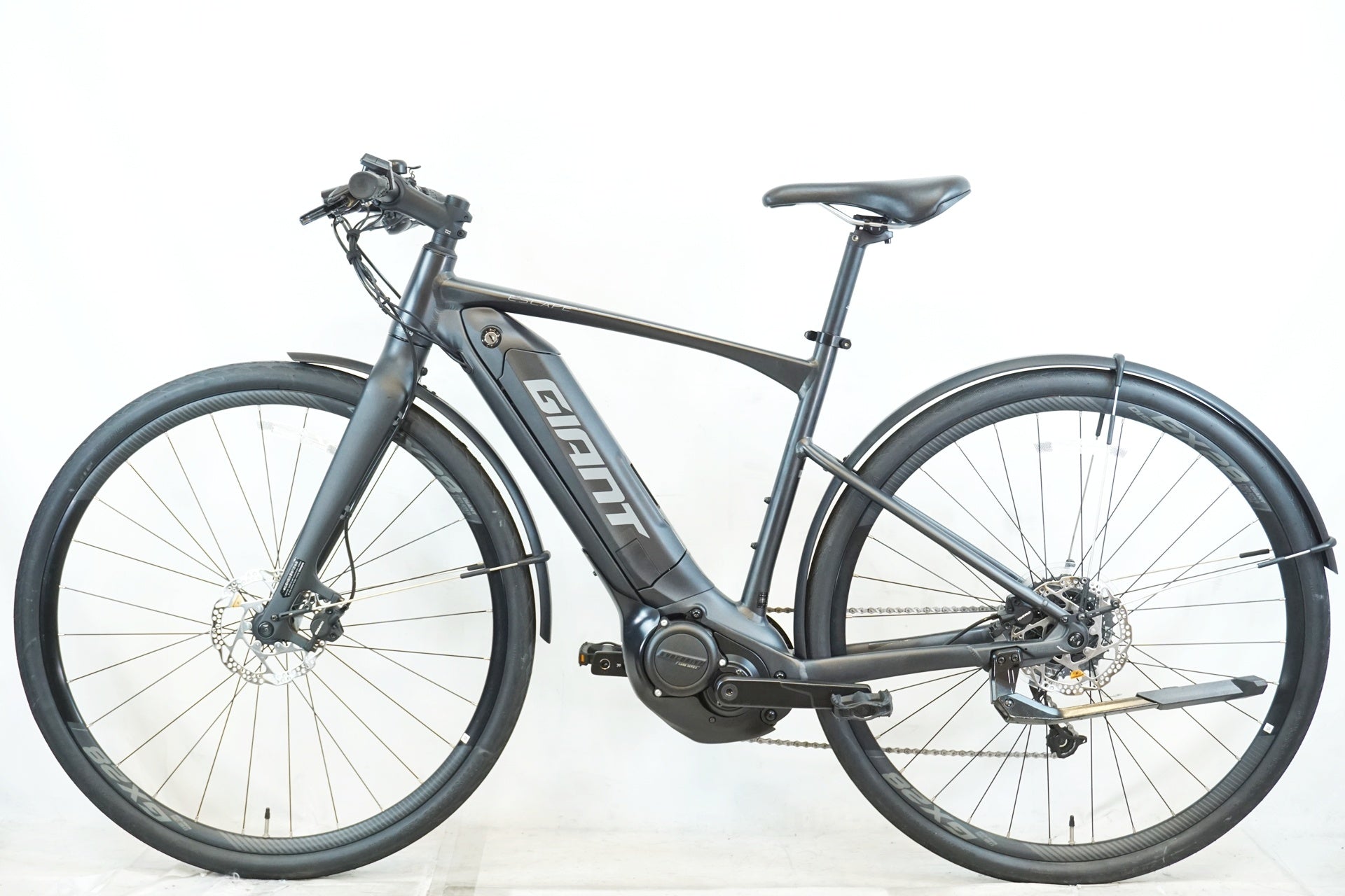 GIANT 「ジャイアント」 ESCAPE R E+ 2023年モデル E-BIKE / 有明ガーデン店