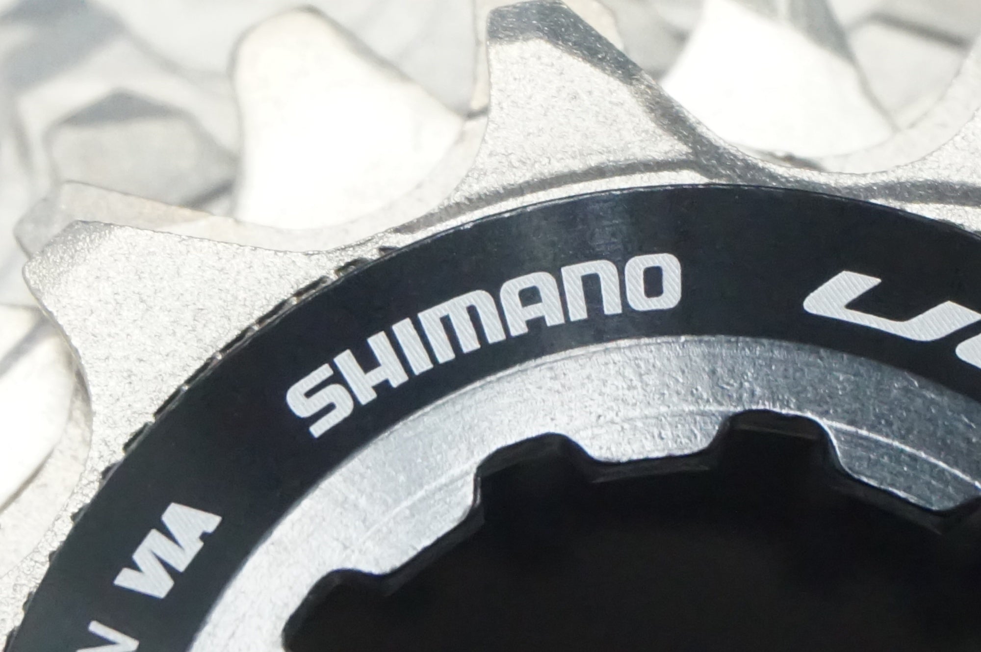 SHIMANO 「シマノ」 ULTEGRA CS-R8100 11-30T スプロケット / 福岡店
