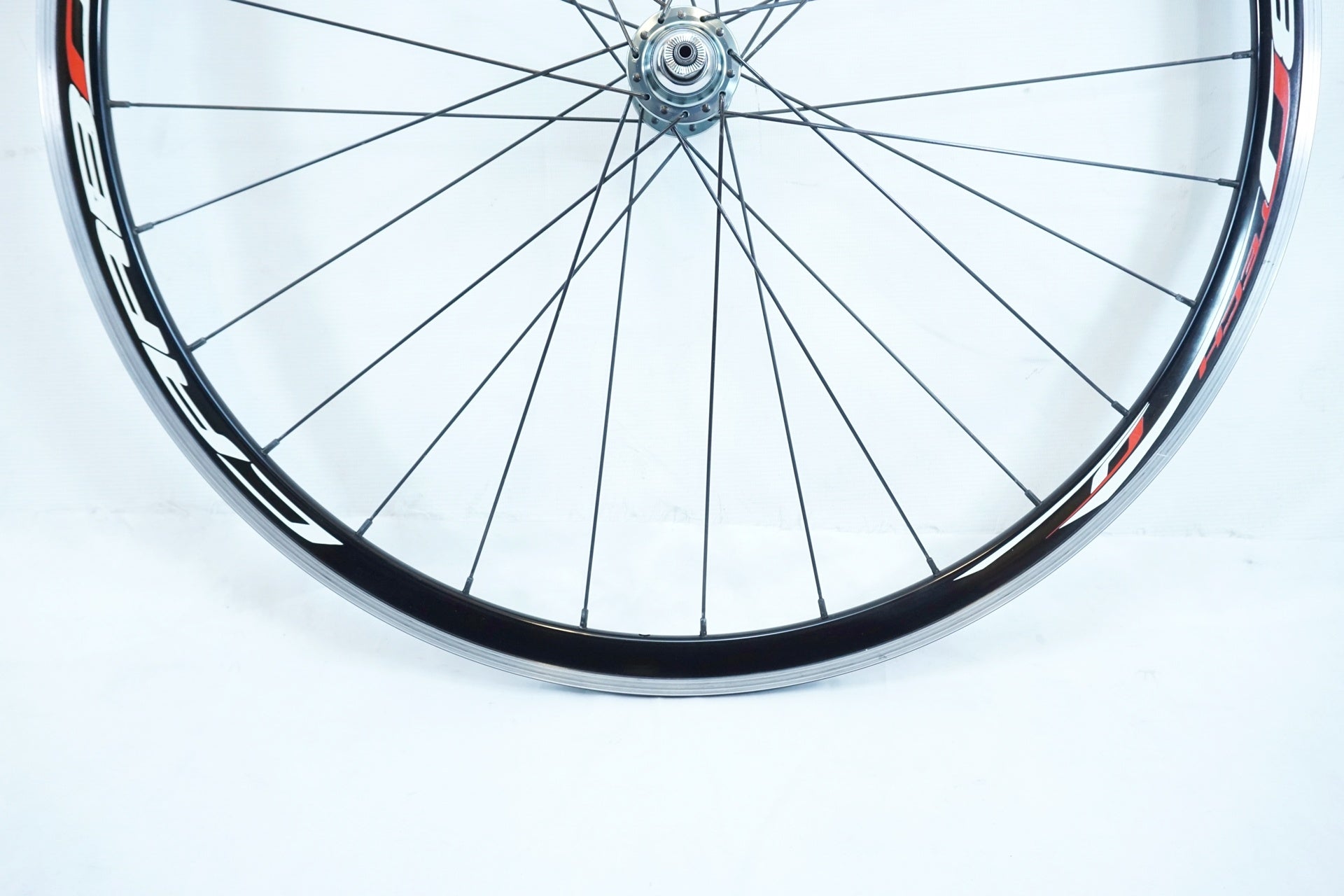 CARBOTECH 「カーボテック」 シマノ10速 ホイールセット / バイチャリ世田谷店