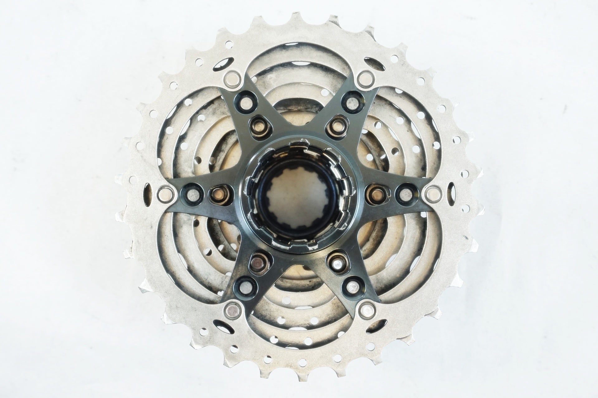 【新品、未使用】SHIMANO CS-R8000 11-30T SHIMANO 「シマノ」 ULTEGRA CS-R8000 11-30T スプロケット / 有明