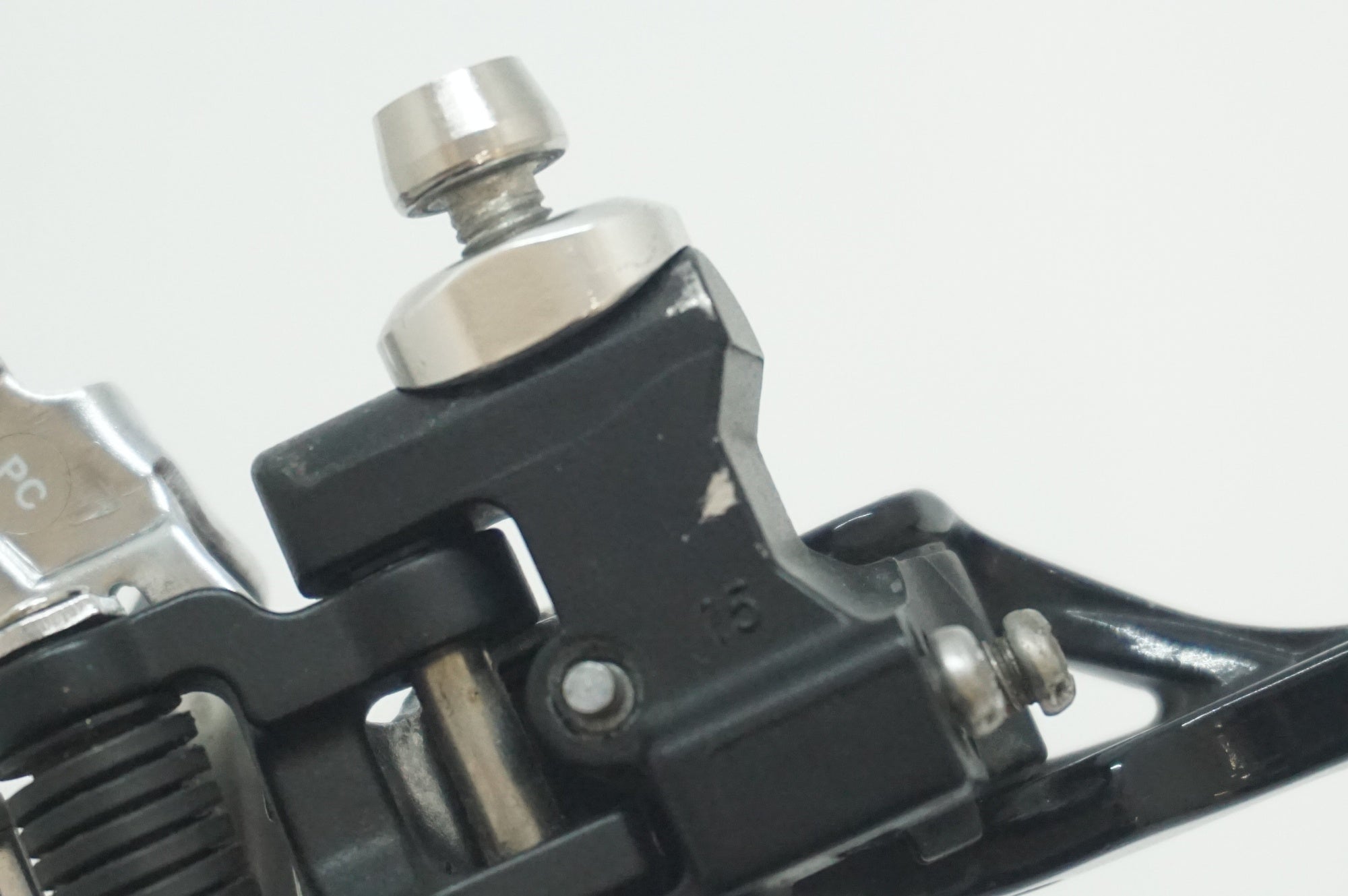 SHIMANO - シマノ SHIMANO 105 ST5800 と105フロントディレイラー♪ SHIMANO 「シマノ」 105 FD-5800 フロントディレイラー / 奈良店
