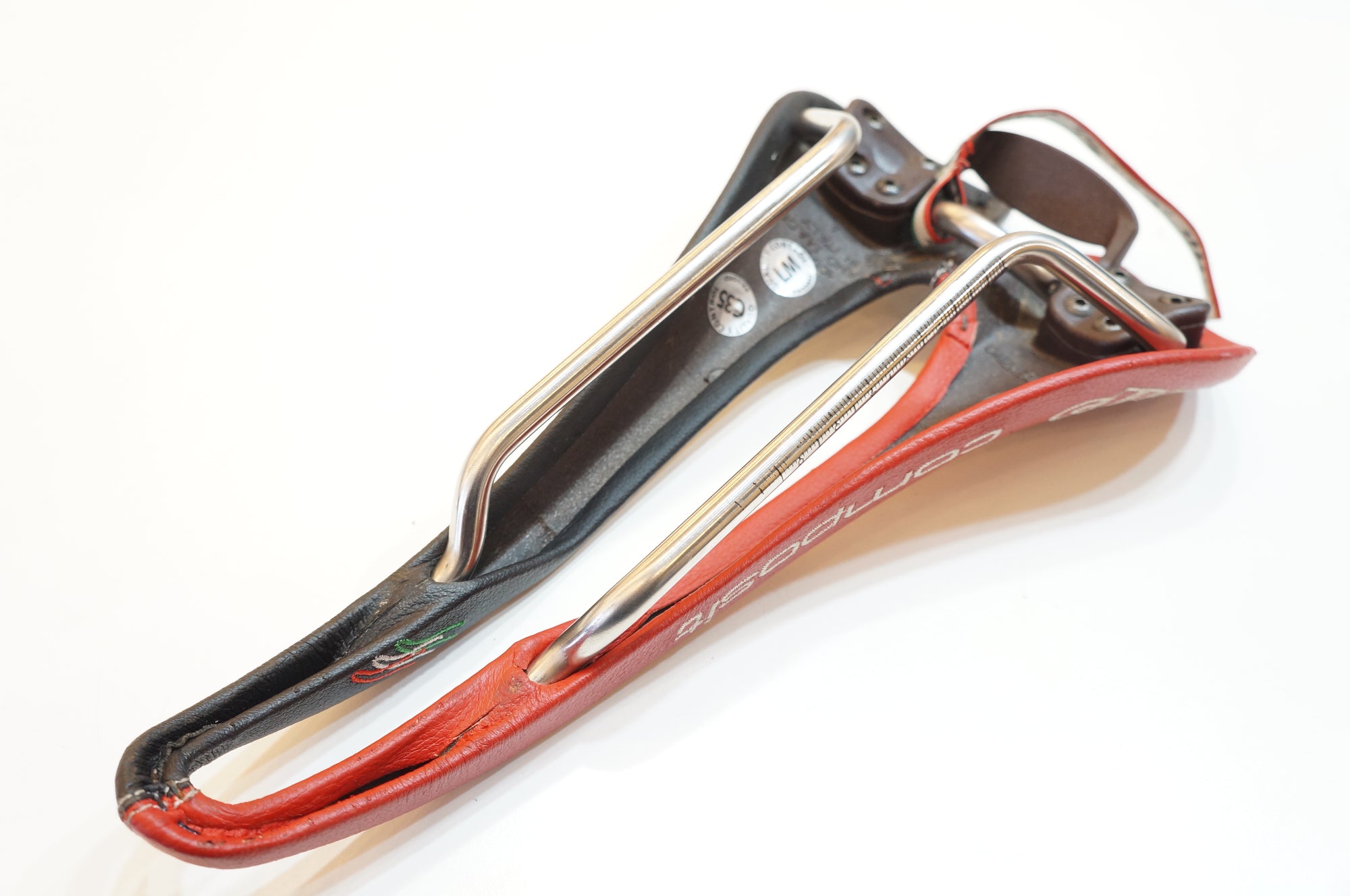 SELLE SMP 「セラ エスエムピー」 COMPOSIT サドル / バイチャリ浦和ベース