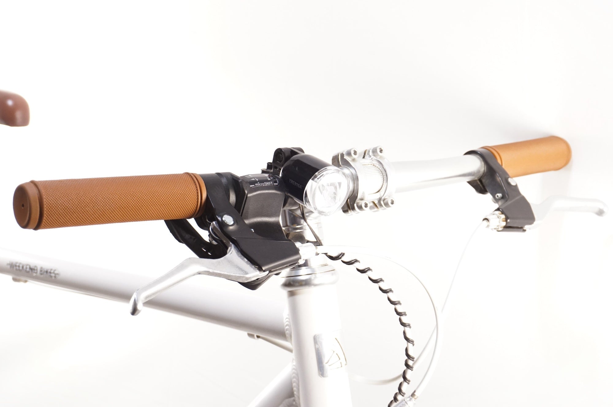 ASAHI 「アサヒ」 WEEKEND BIKES 2024年頃 クロスバイク / 中目黒店