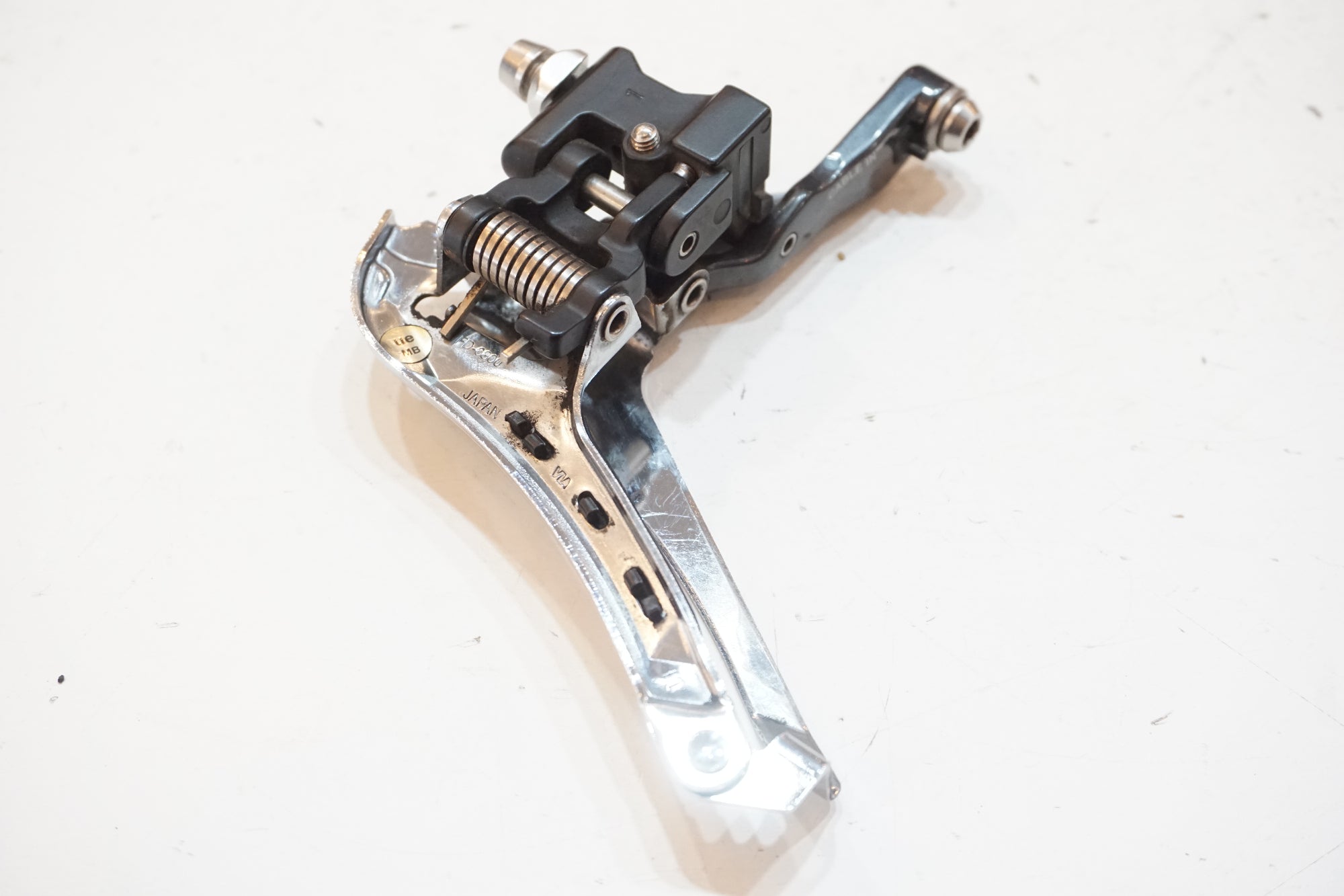 SHIMANO 「シマノ」 ULTEGRA FD-6800 フロントディレイラー