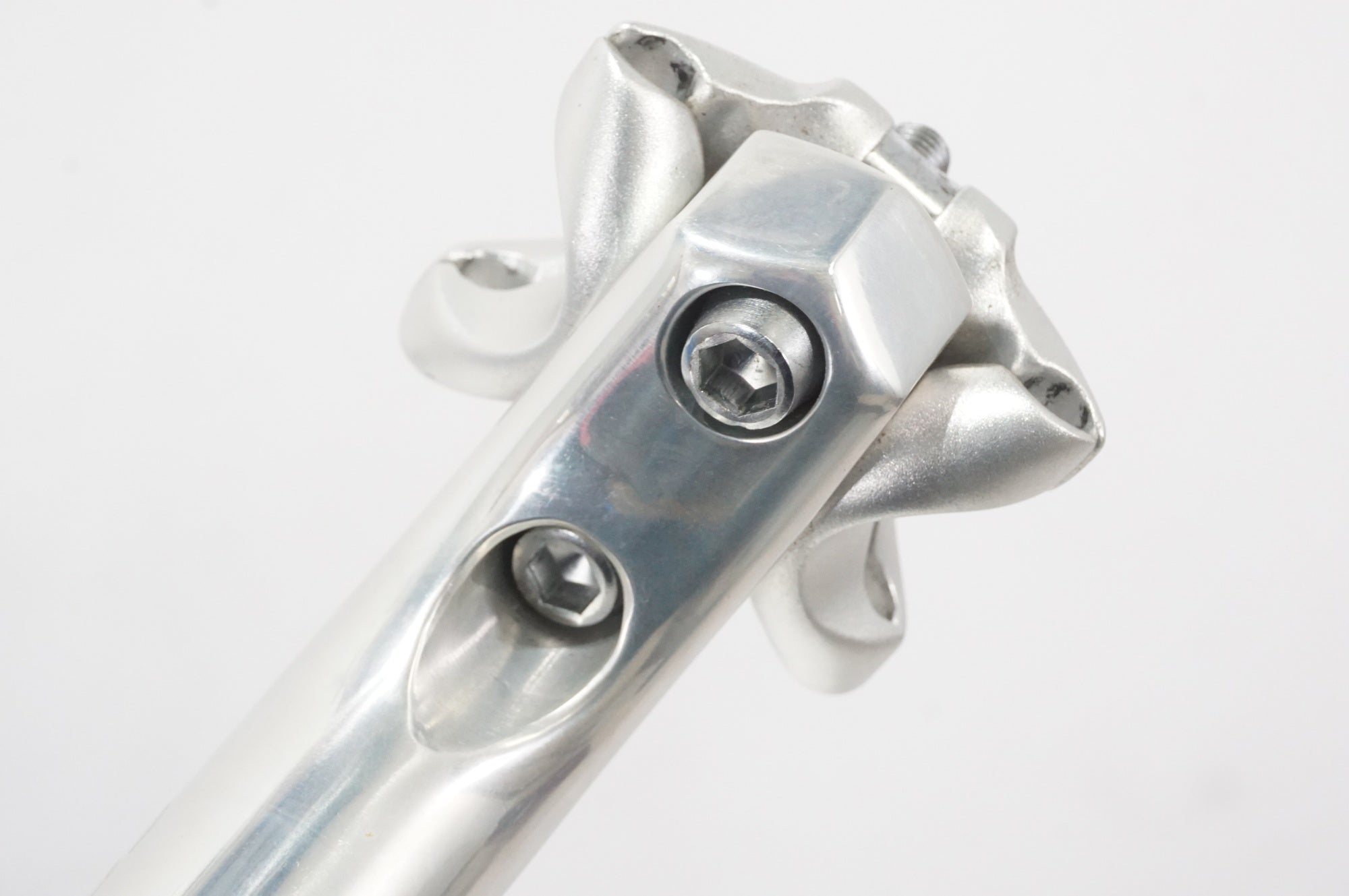 NITTO 「ニットー」 S83 φ26.8 250mm シートポスト / AKIBA店