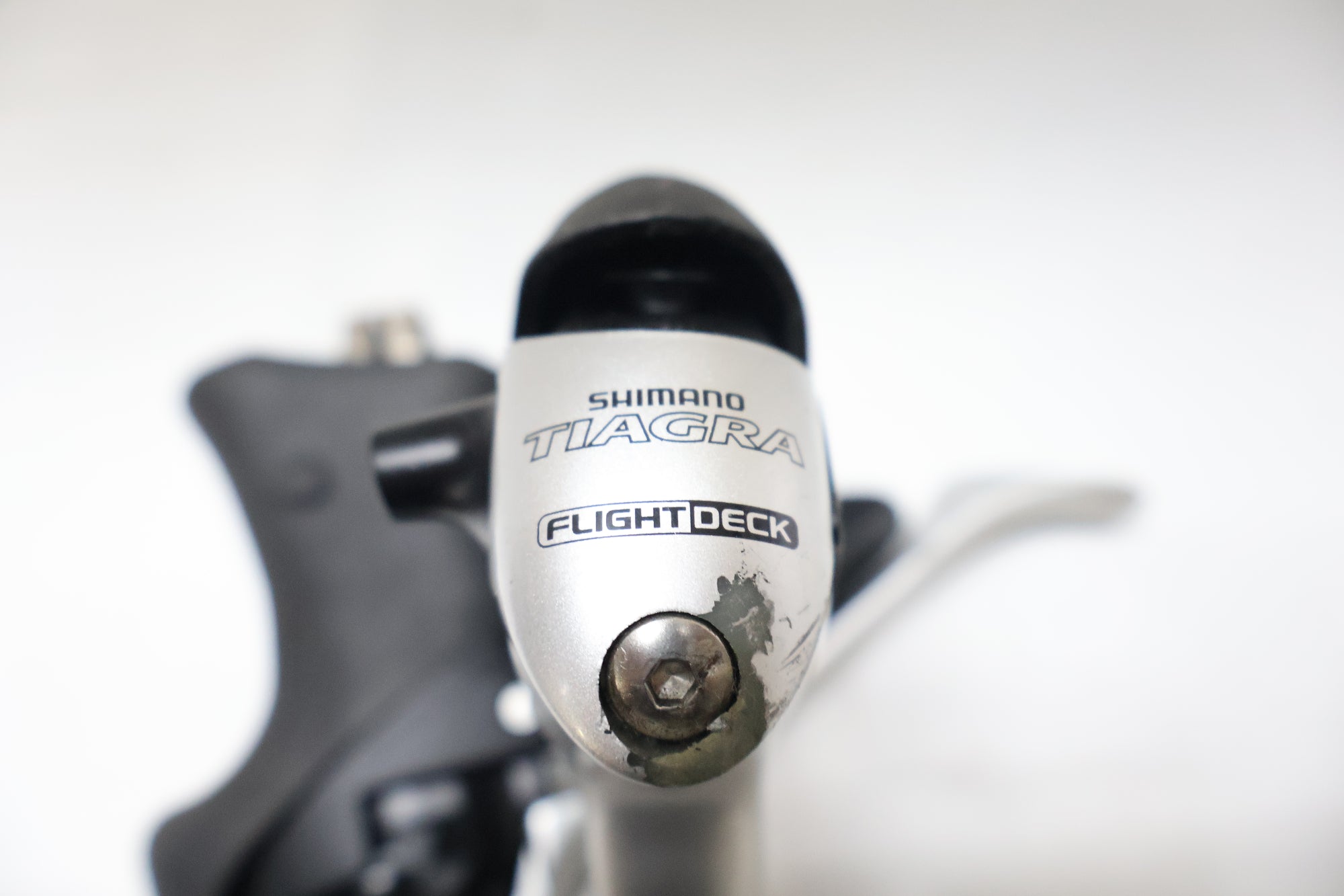 SHIMANO 「シマノ」 TIAGRA ST-4400 デュアルコントロールレバー / 高知店