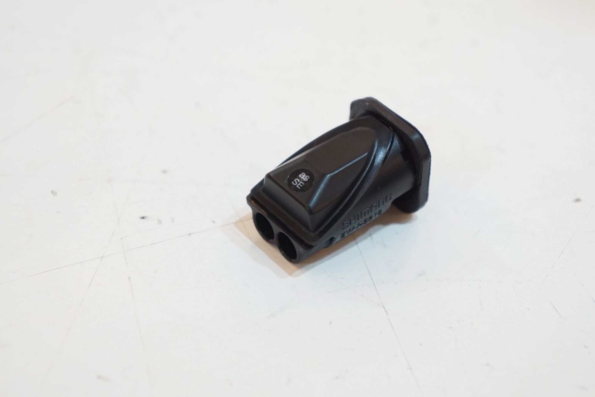 Amazon.com : SHIMANO EW-RS910 E-Tube Di2 Frame or bar Plug
