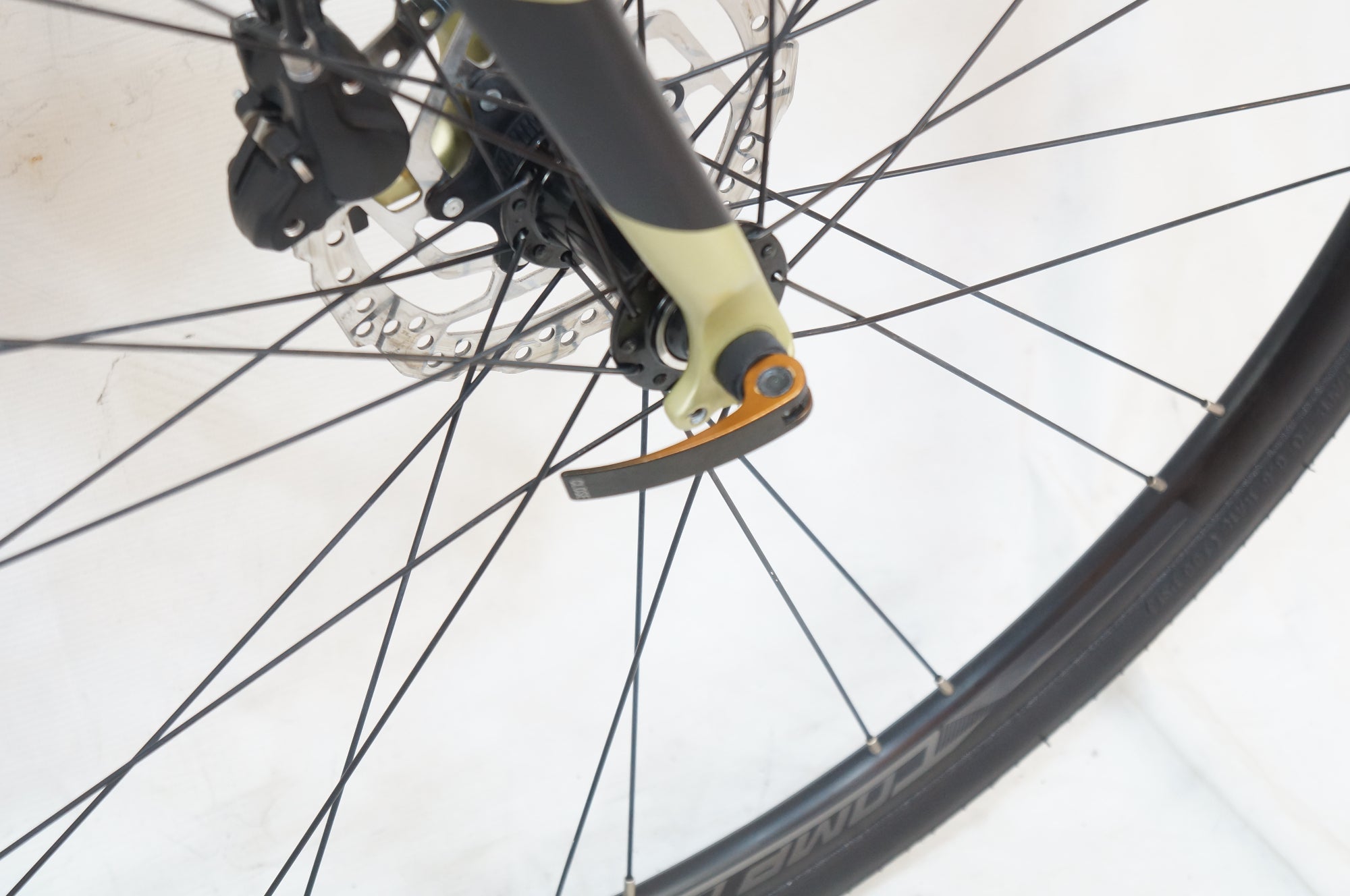 MERIDA 「メリダ」 GRAN SPEED100 2024年モデル クロスバイク / バイチャリ浦和ベース