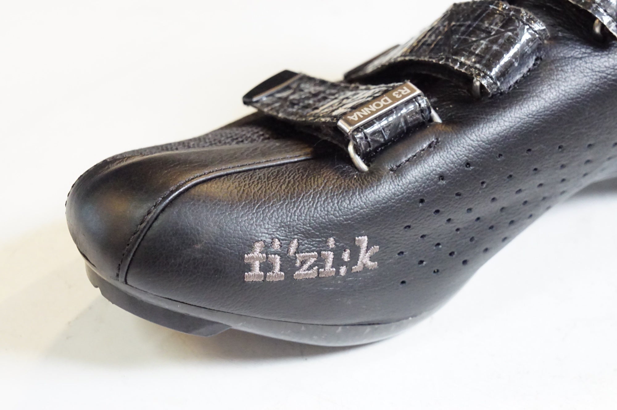 FIZIK 「フィジーク」 R3 DONNA WOMEN'S-FIT 37サイズ(EU) シューズ / 熊谷本店