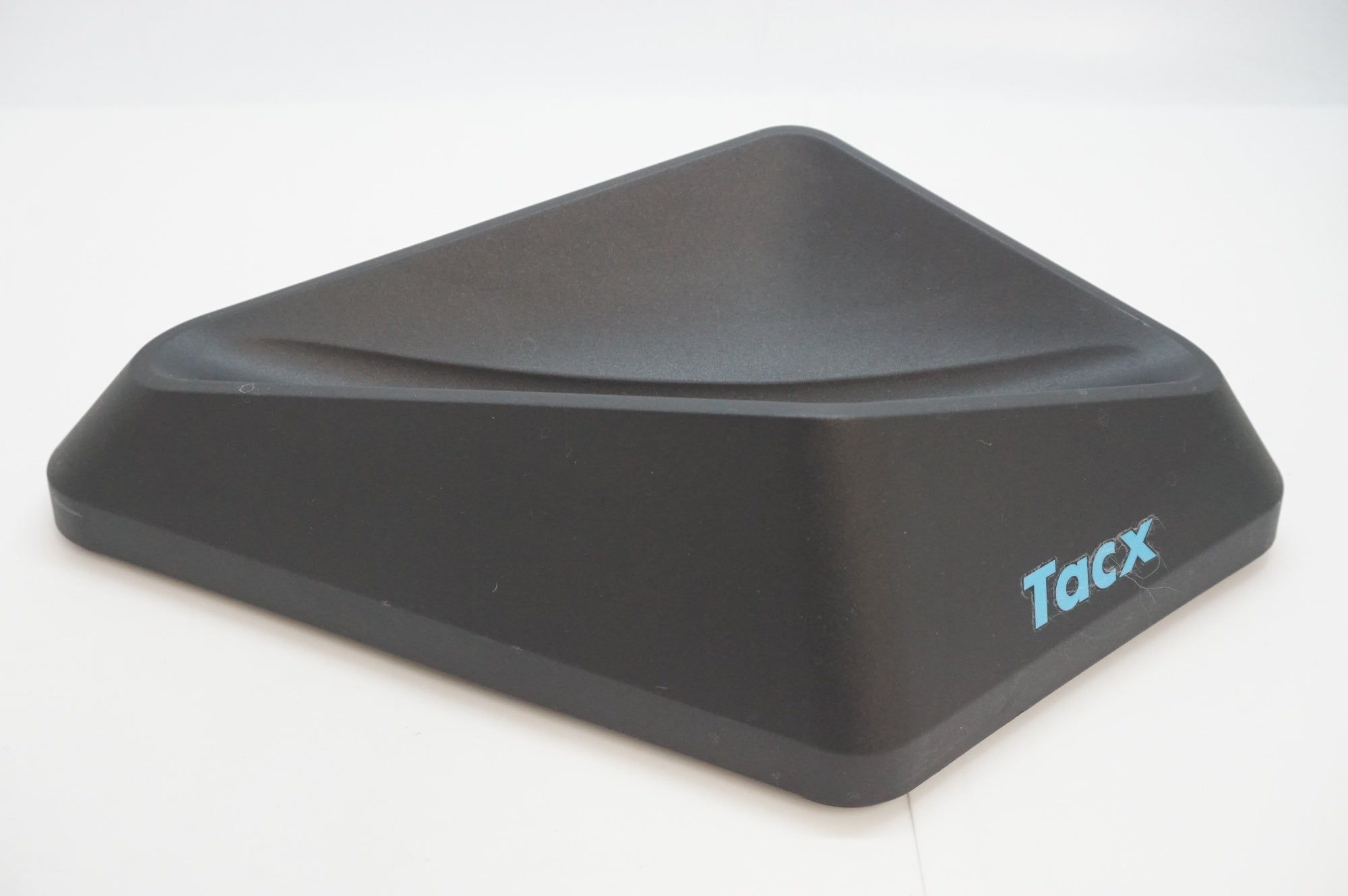 TACX 「タックス」 NEO 2T SMART スマートローラー / 福岡店