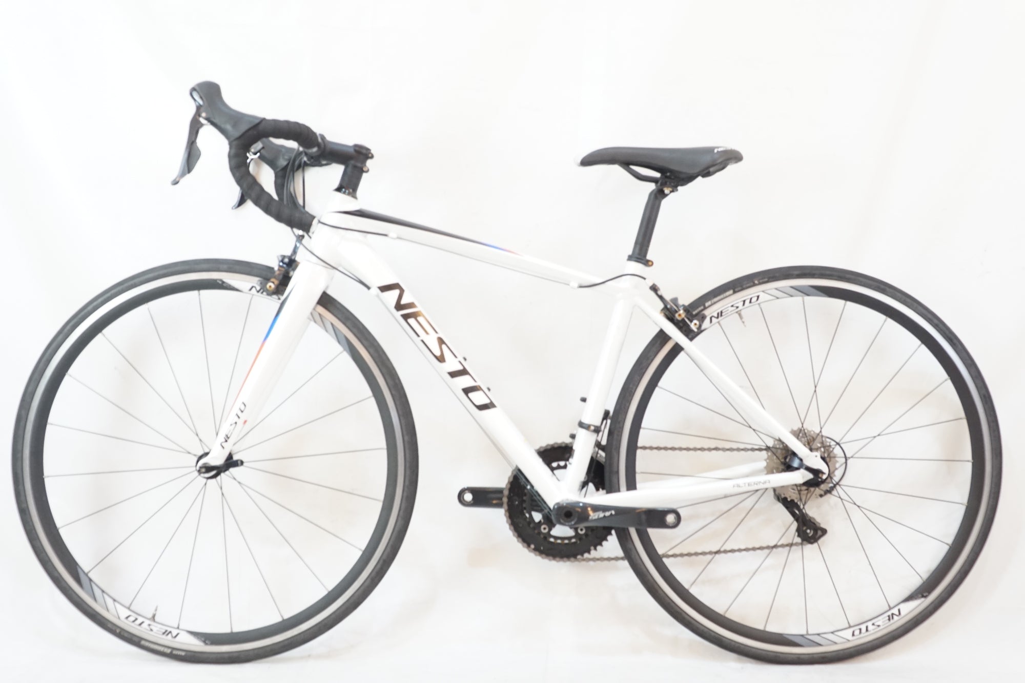 NESTO 「ネスト」 ALTERNA SORA 2021年モデル ロードバイク / バイチャリ浦和ベース