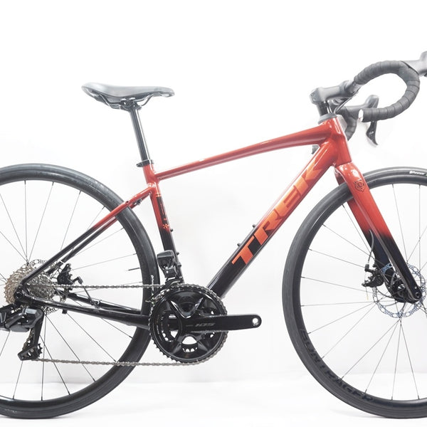 【さとは様】TREK domane AL2 Disc ロードバイク(おまけ付き) Domane AL アルミロードバイク – Trek (JP)