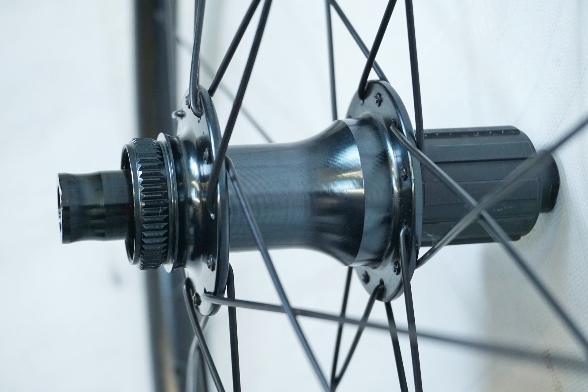 BONTRAGER 「ボントレガー」 AFFINITY TLR DISC シマノ11S ホイールセット / 有明ガーデン店