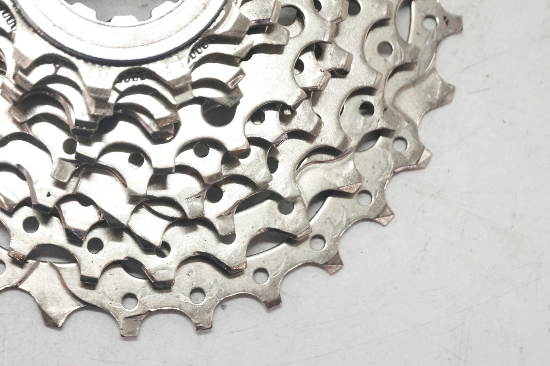 SHIMANO 「シマノ」 105 CS-5700 11-28T スプロケット / 大阪門真店