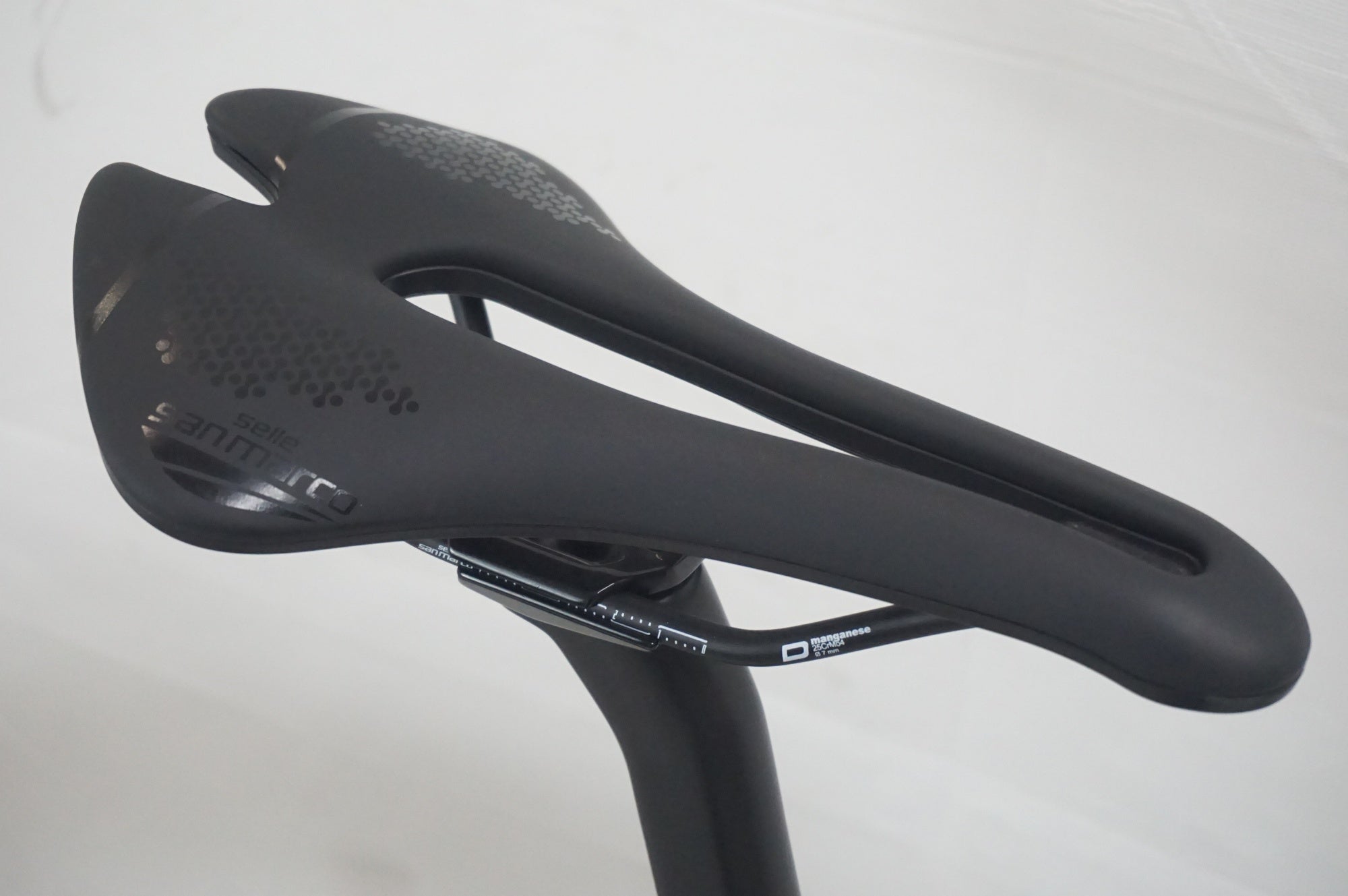 FOCUS 「フォーカス」 IZALCO MAX DISC 8.7 2021年モデル ロードバイク / 福岡店