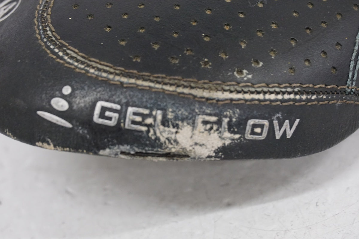 SELLE ITALIA 「セラ イタリア」 SLR GEL FLOW サドル / 浜松店