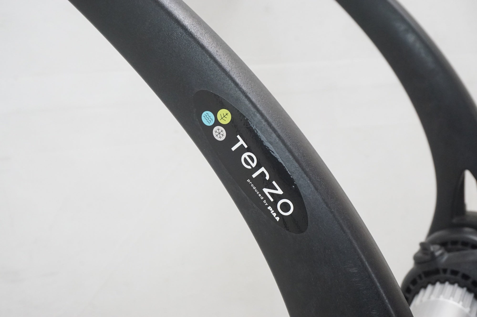 TERZO 「テルッツォ」 EC16BK サイクルキャリア / 福岡店