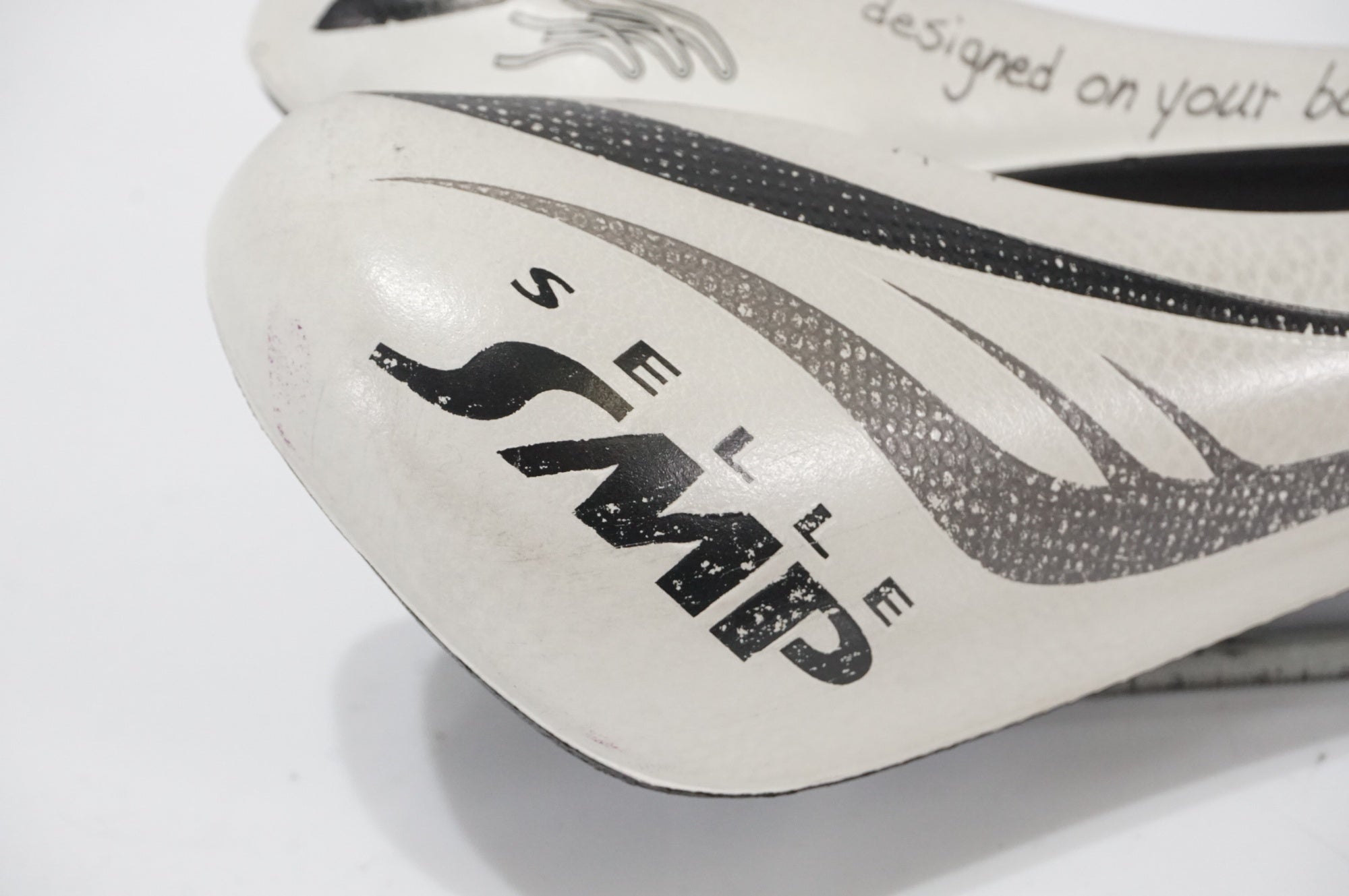 SELLE SMP 「セラエスエムピー」 EXTRA サドル / AKIBA店