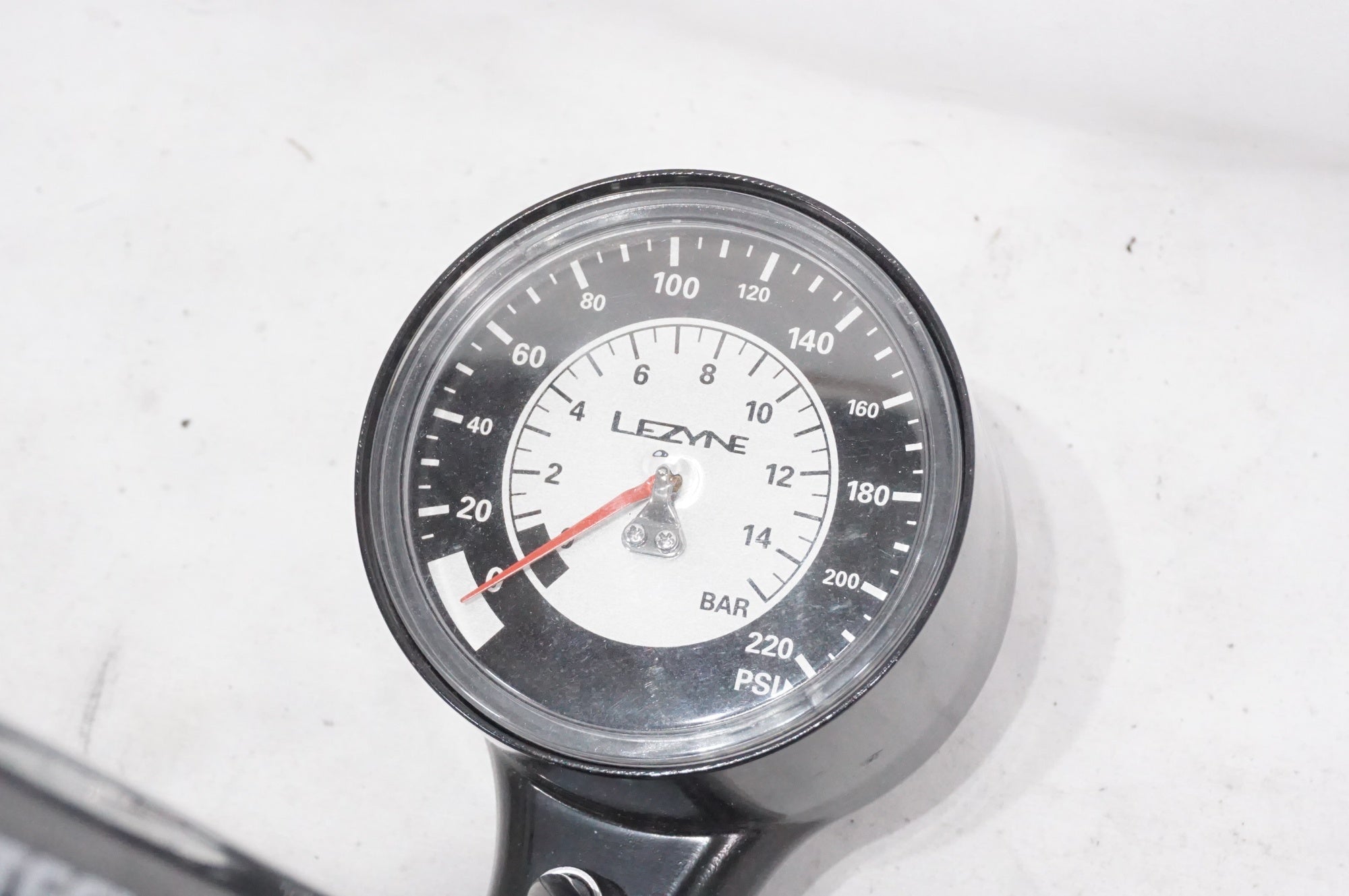 LEZYNE 「レザイン」 STEEL FLOOR DRIVE フロアポンプ / AKIBA店