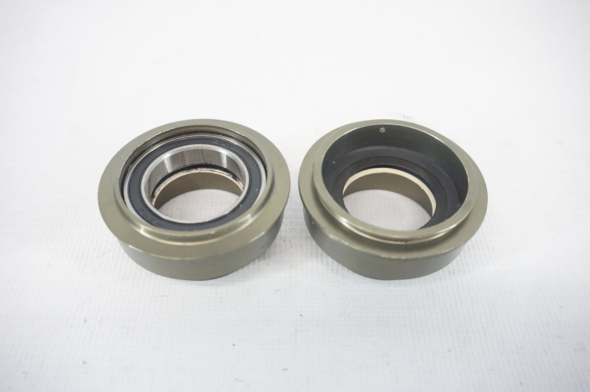 CAMPAGNOLO 「カンパニョーロ」 IC13-PT46 BB30アダプタ/ 阪急塚口店