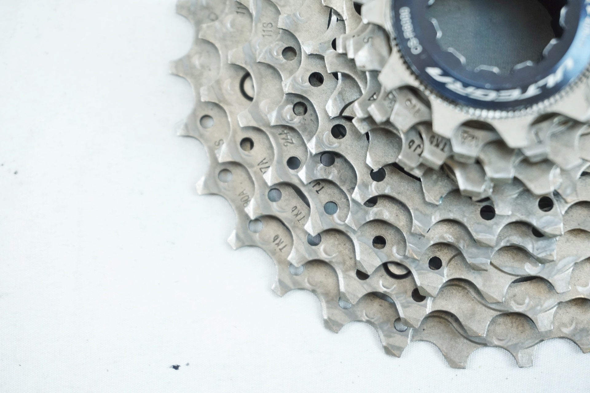 SHIMANO 「シマノ」 ULTEGRA CS-R8000 11-30T スプロケット / 有明
