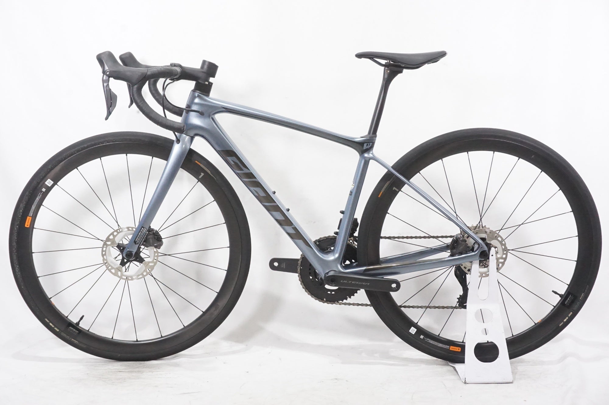 GIANT 「ジャイアント」 DEFY ADVANCED PRO 1 2022年モデル ロードバイク / AKIBA店