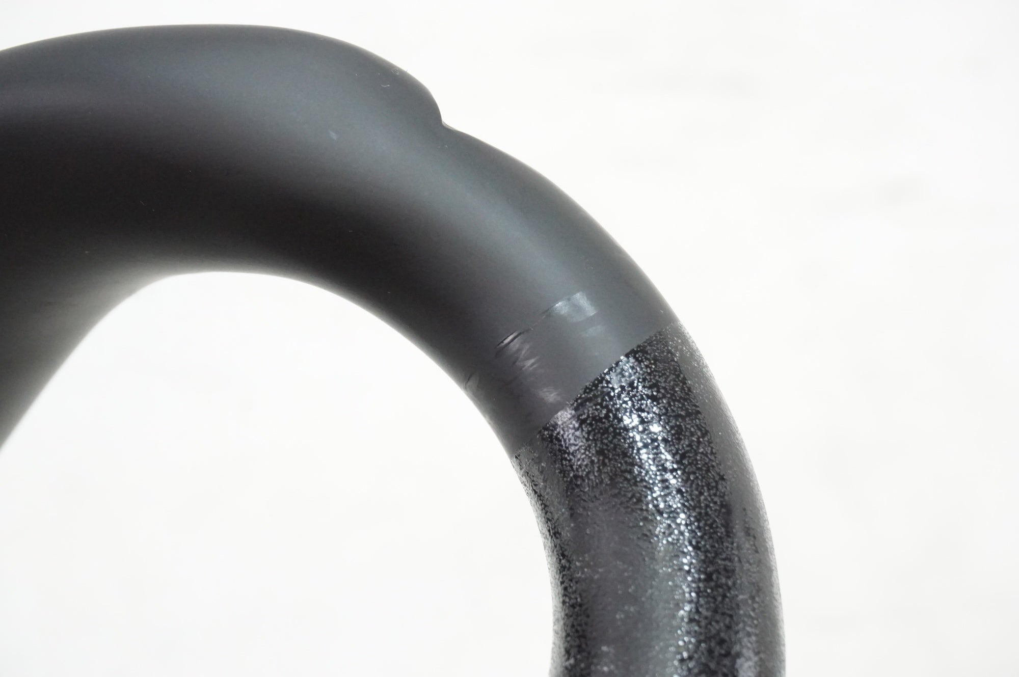 TNI 「ティーエヌアイ」 AEROFAST 400mm φ31.8  ハンドル / 大宮店