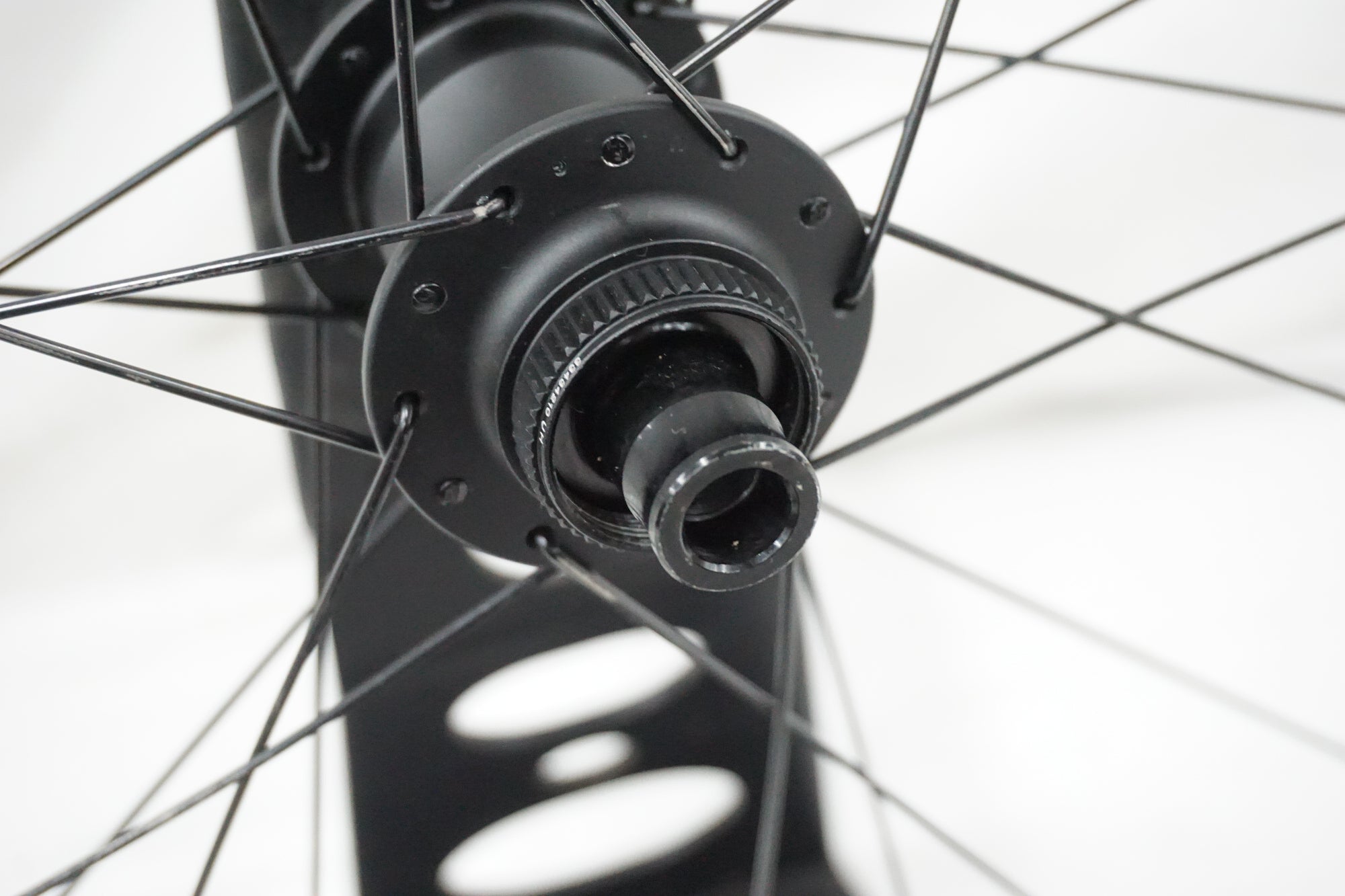 BONTRAGER 「ボントレガー」 PARADIGM COMP シマノ 11速 リアホイール / 奈良店