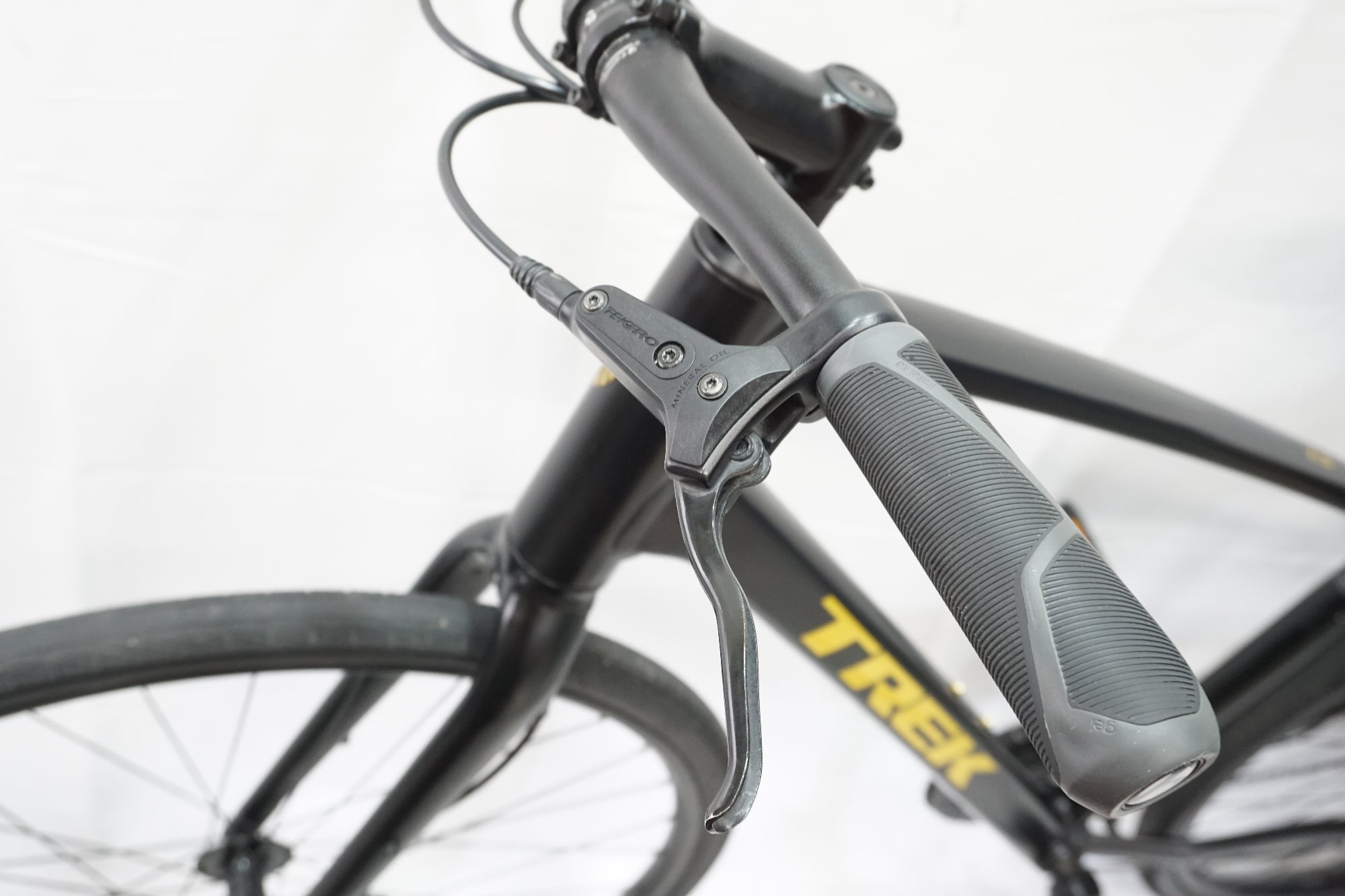 TREK 「トレック」 FX2 DISC 2025年モデル クロスバイク / 大宮店