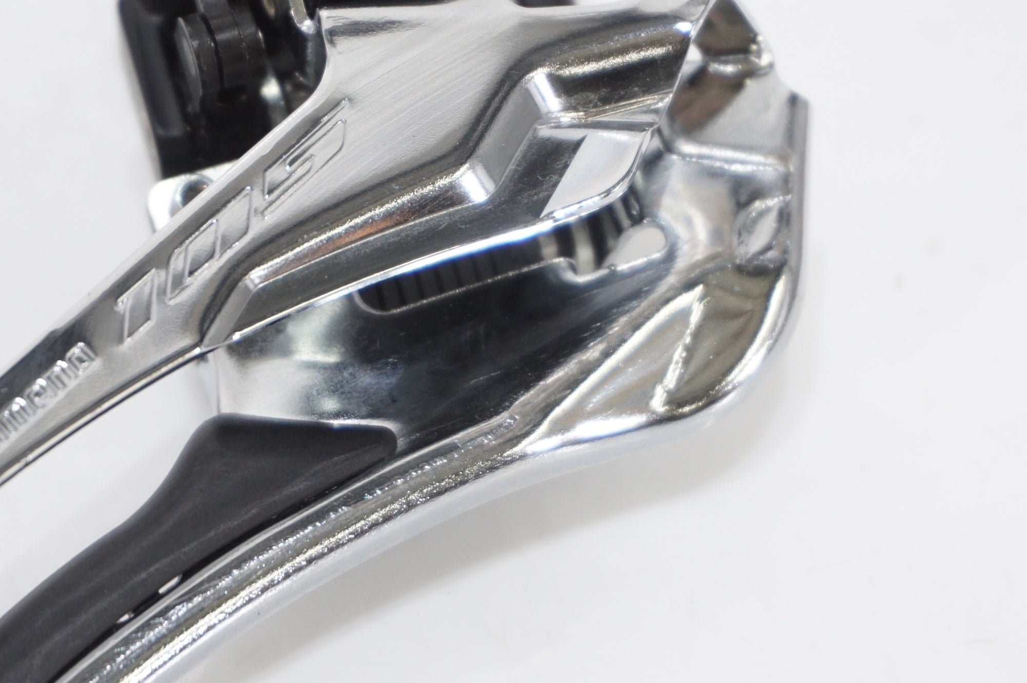 SHIMANO 「シマノ」 105 FD-R7000 フロントディレイラー / AKIBA店